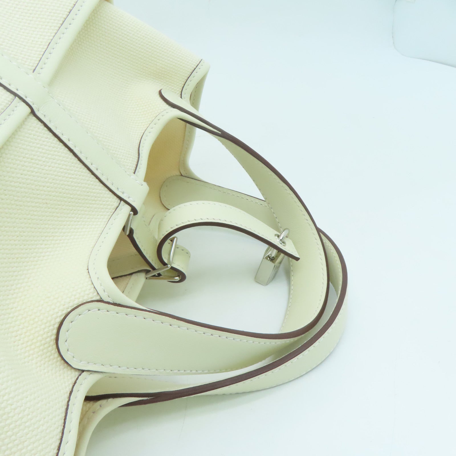 HERMES Toile Canvas Picotin Cargo银扣手挽袋白色/Nata