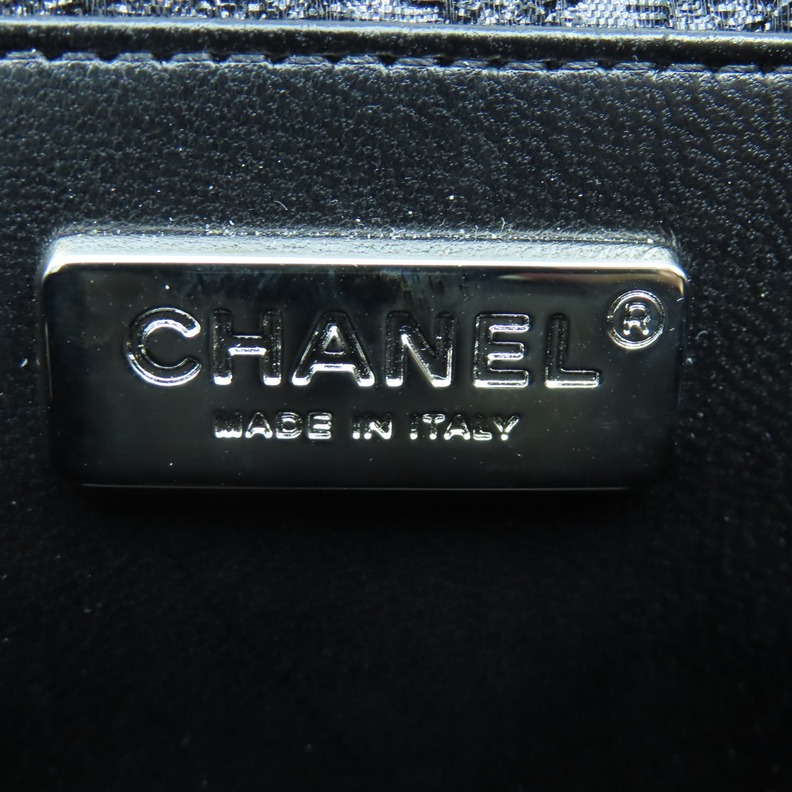 CHANEL 金屬色織物Take Away Box Bag銀扣鏈帶肩背袋黑色