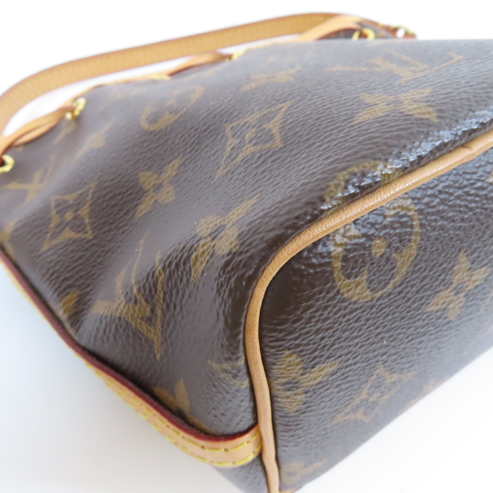 LOUIS VUITTON Monogram Nano Noe金扣肩背袋啡色