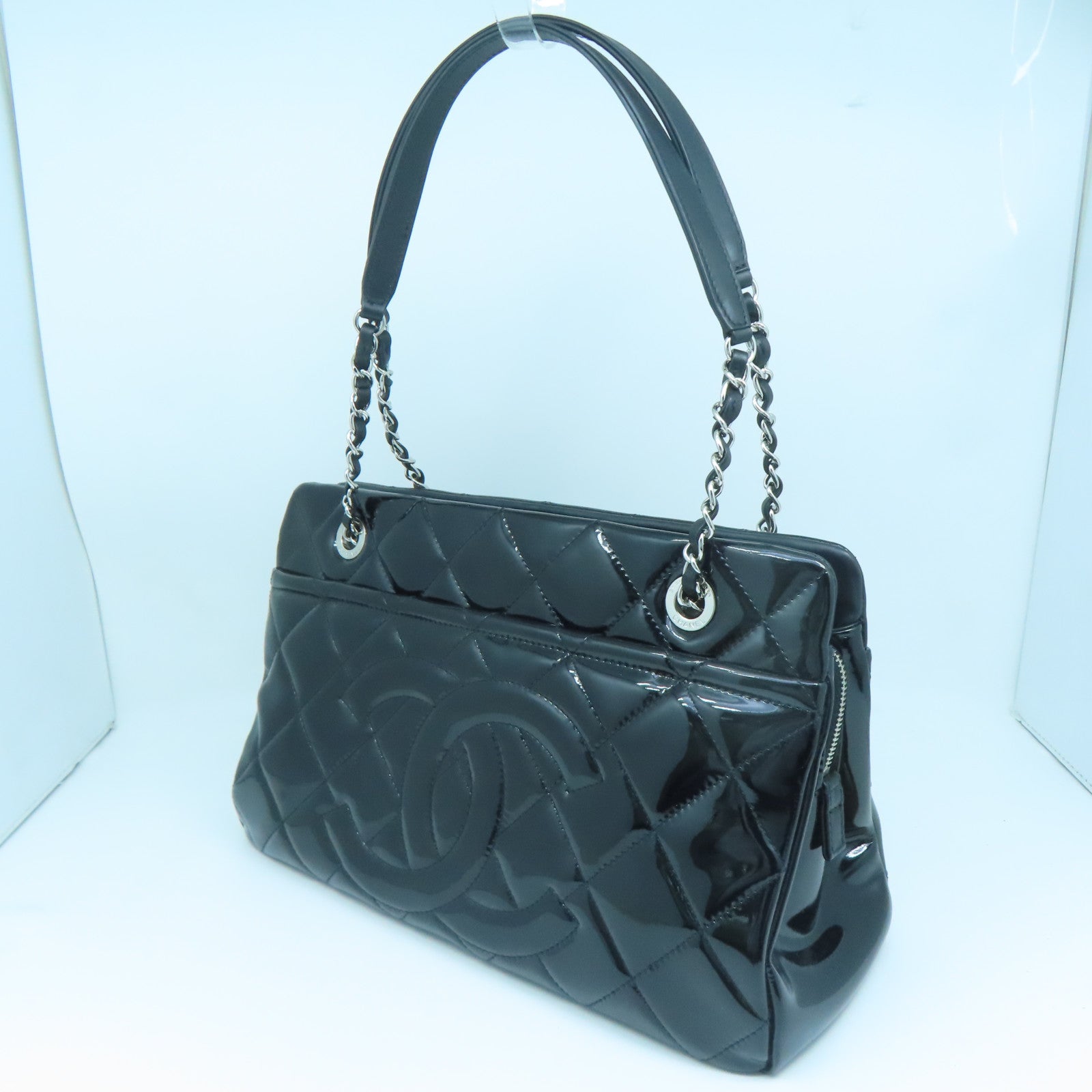 CHANEL 菱格漆皮皮革Chain Shoulder Bag銀扣鏈帶肩背袋黑色