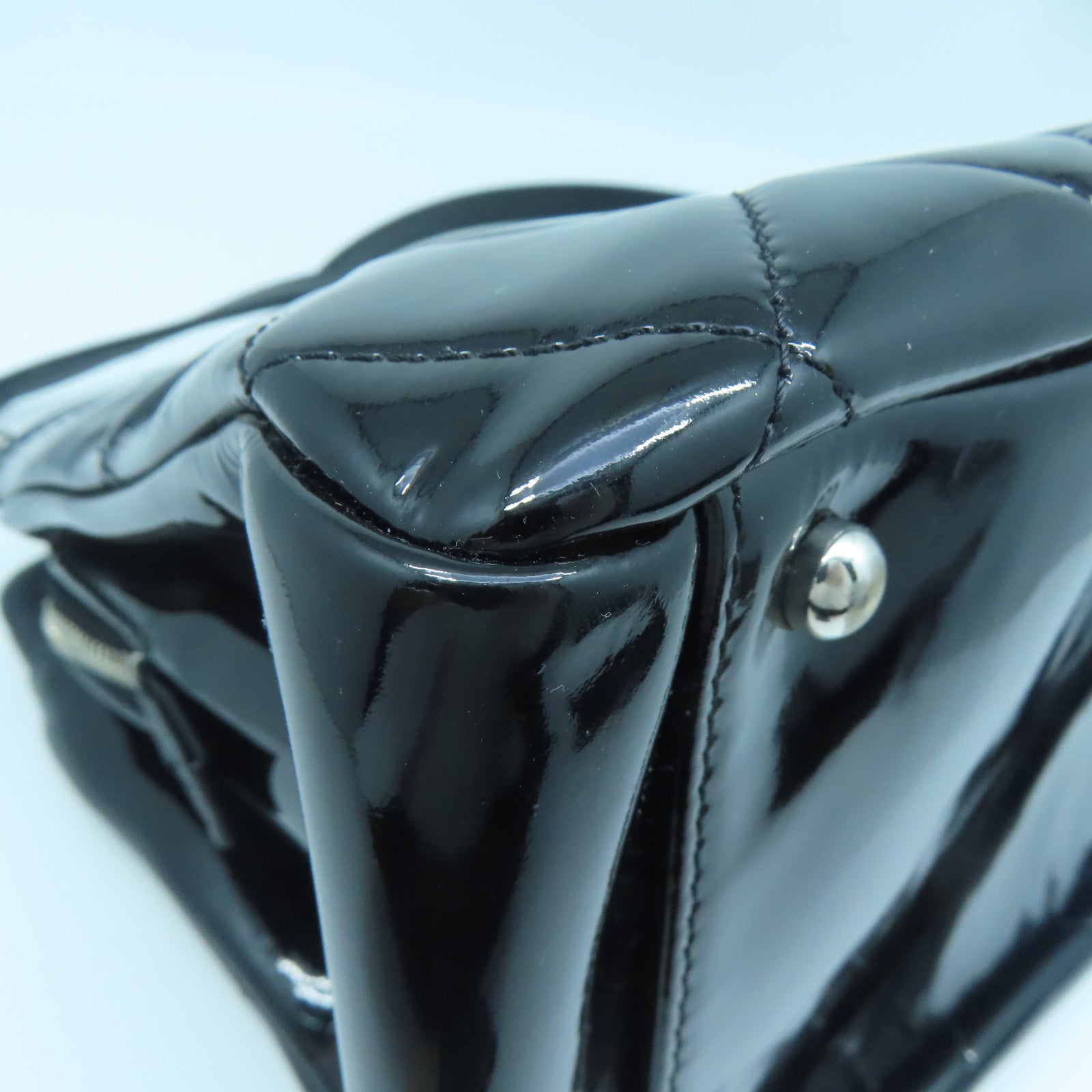 CHANEL 菱格漆皮皮革Chain Shoulder Bag銀扣鏈帶肩背袋黑色