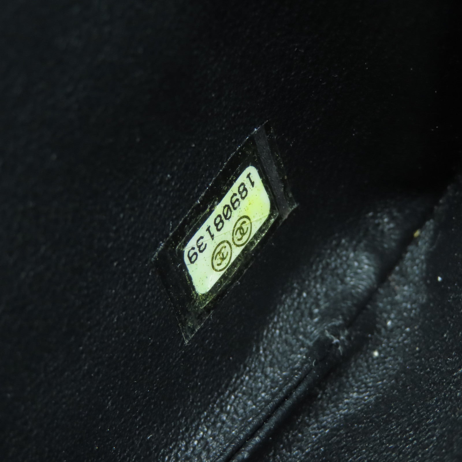 CHANEL 【激減優惠】菱格漆皮皮革Chain Shoulder銀扣鏈帶肩背袋黑色
