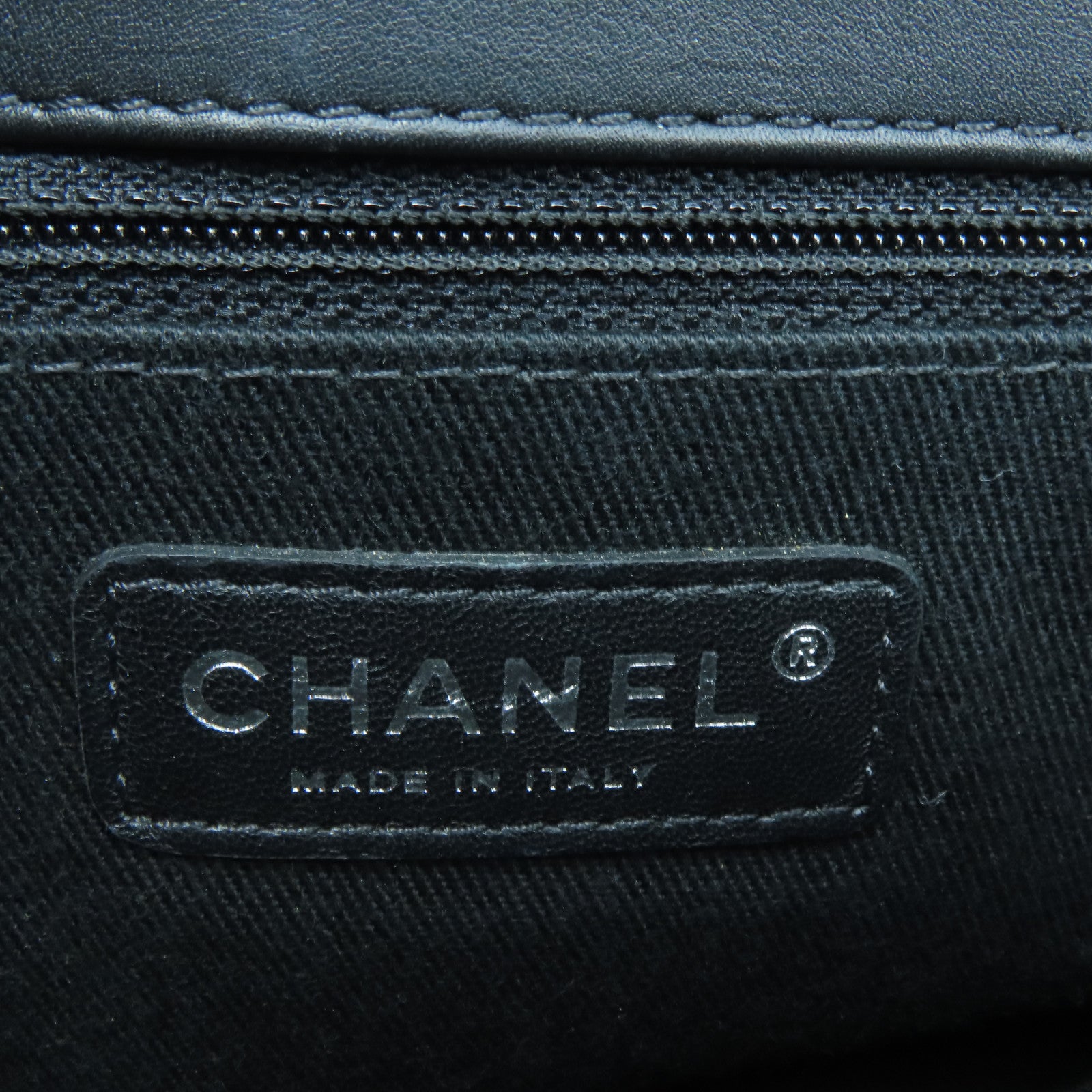 CHANEL 菱格漆皮皮革Chain Shoulder Bag銀扣鏈帶肩背袋黑色
