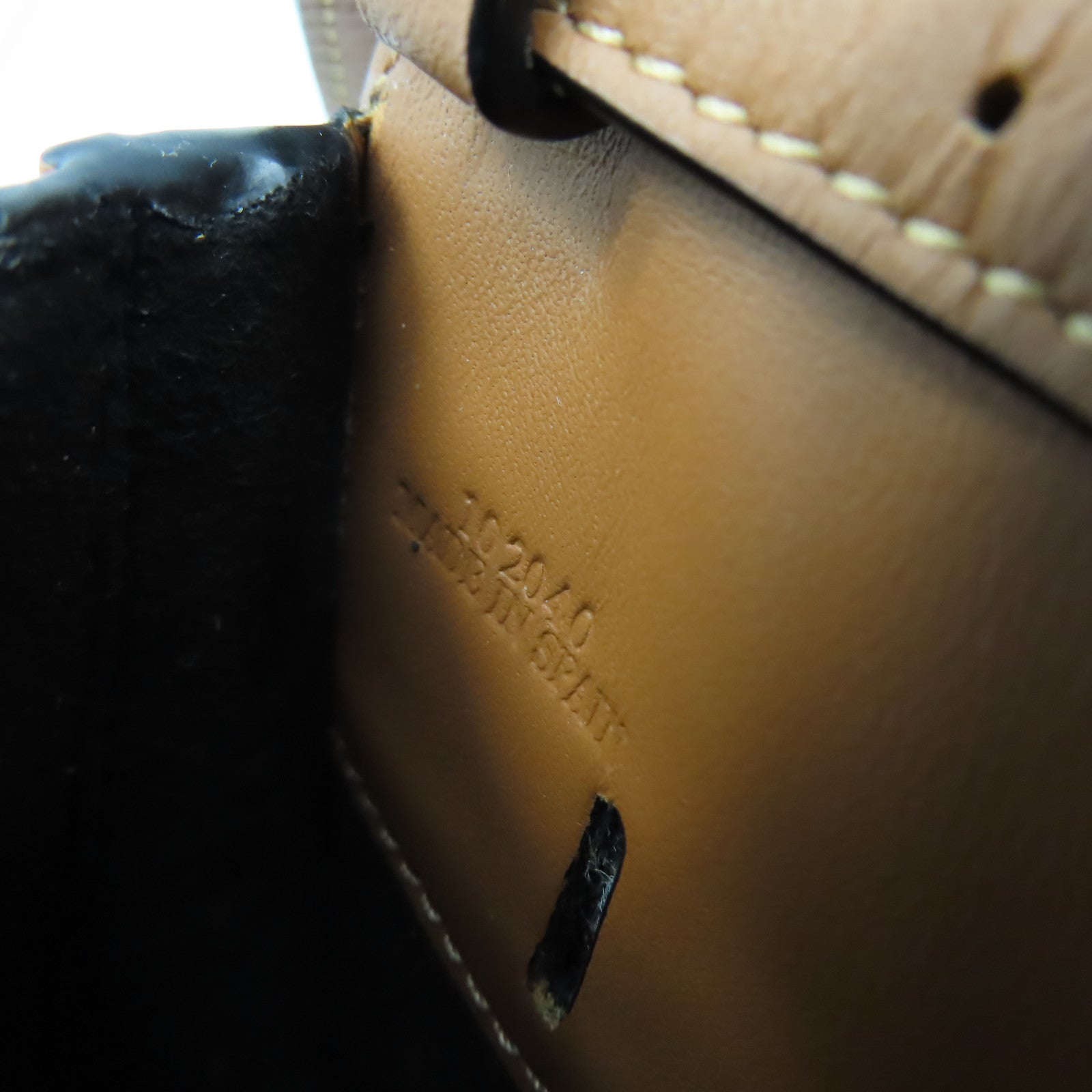 LOEWE 牛皮皮革Loewe x Studio Ghibli Shoulder Bag肩背袋啡色