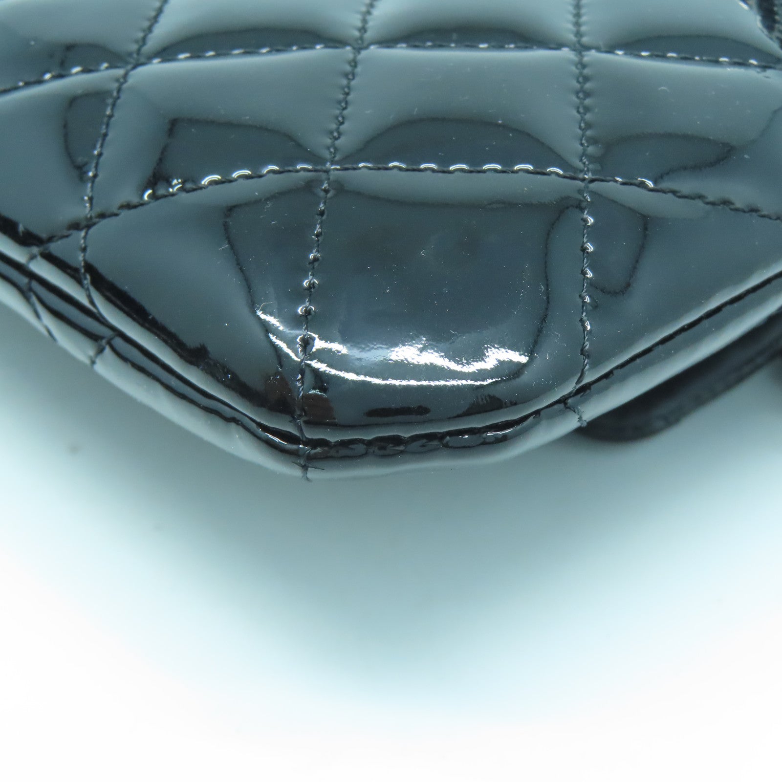 CHANEL 【激減優惠】菱格漆皮皮革Chain Shoulder銀扣鏈帶肩背袋黑色