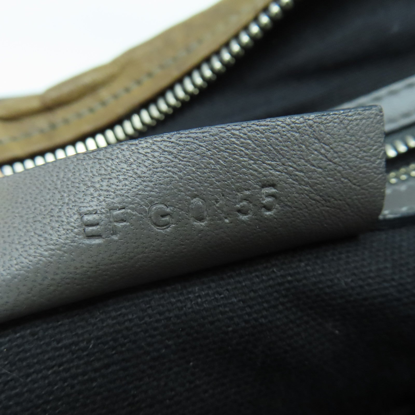 GIVENCHY 牛皮皮革Pandora銀扣手挽肩背兩用袋卡其色