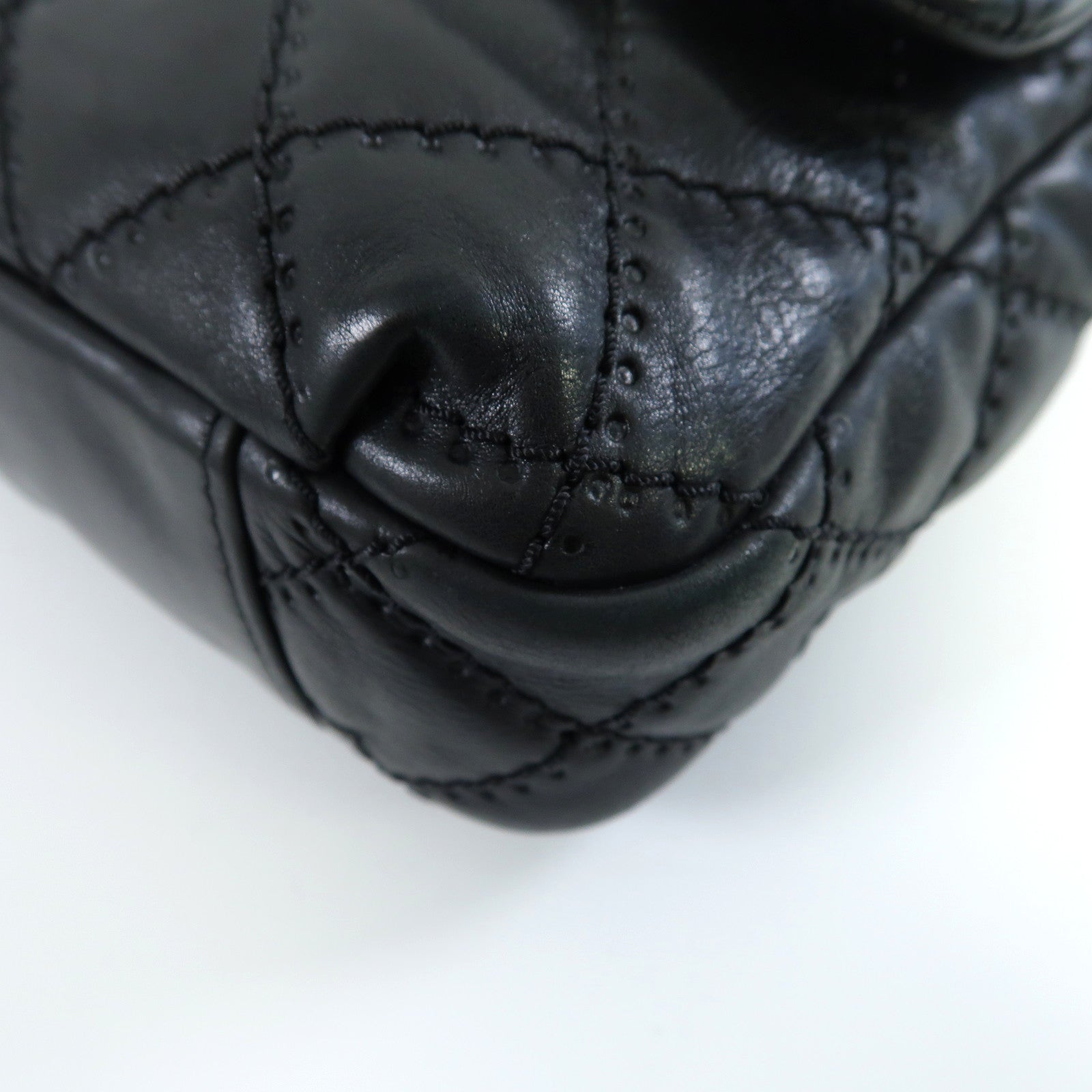 CHANEL 菱格羊皮皮革Chain Shoulder金扣鏈帶肩背袋黑色