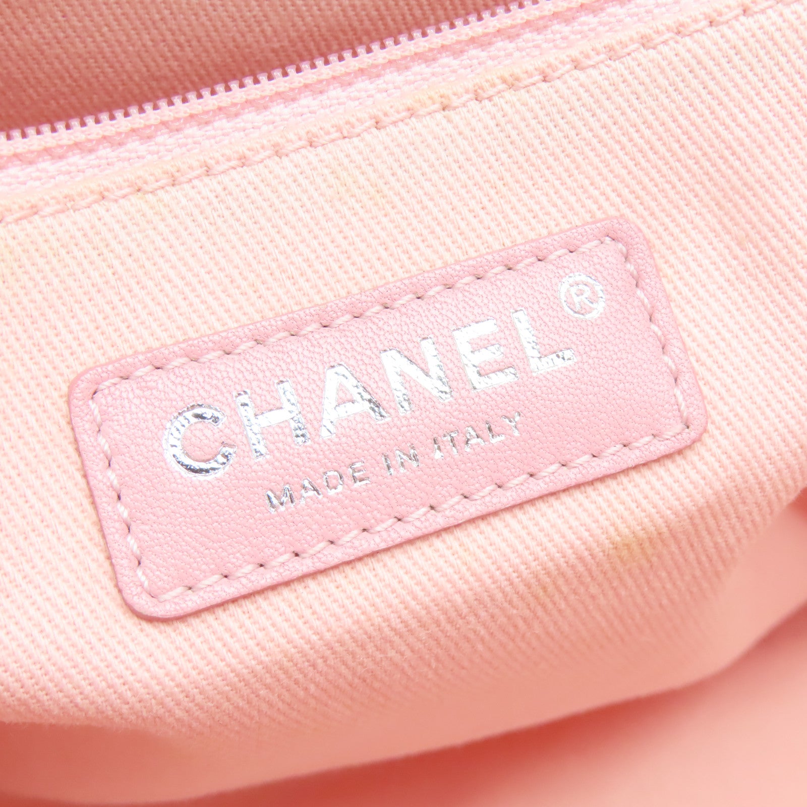 CHANEL 斜紋軟呢Shoulder Bag銀扣鏈帶肩背袋白色/粉紅色