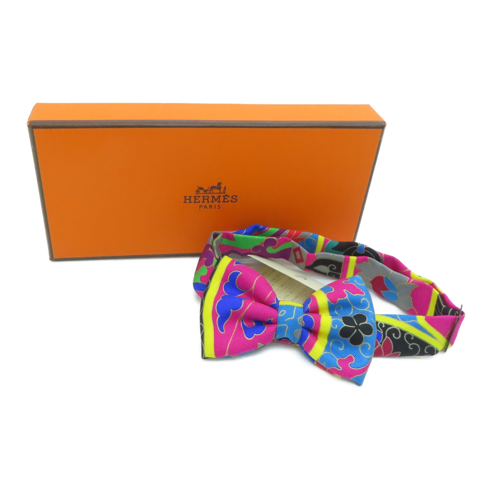 HERMES Silk Bow Tie Color