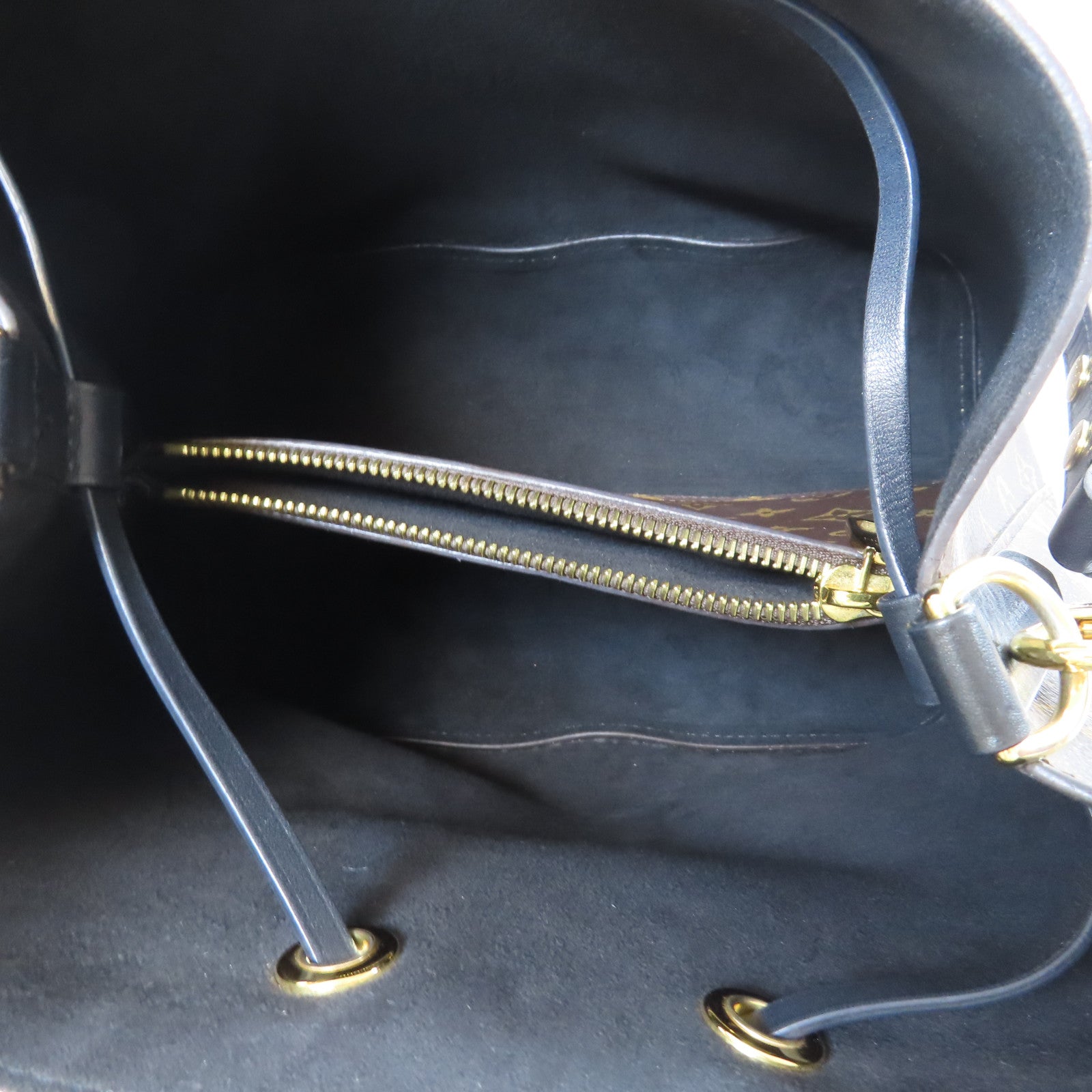 LOUIS VUITTON Monogram Neo Noe MM金扣肩背袋啡色/黑色
