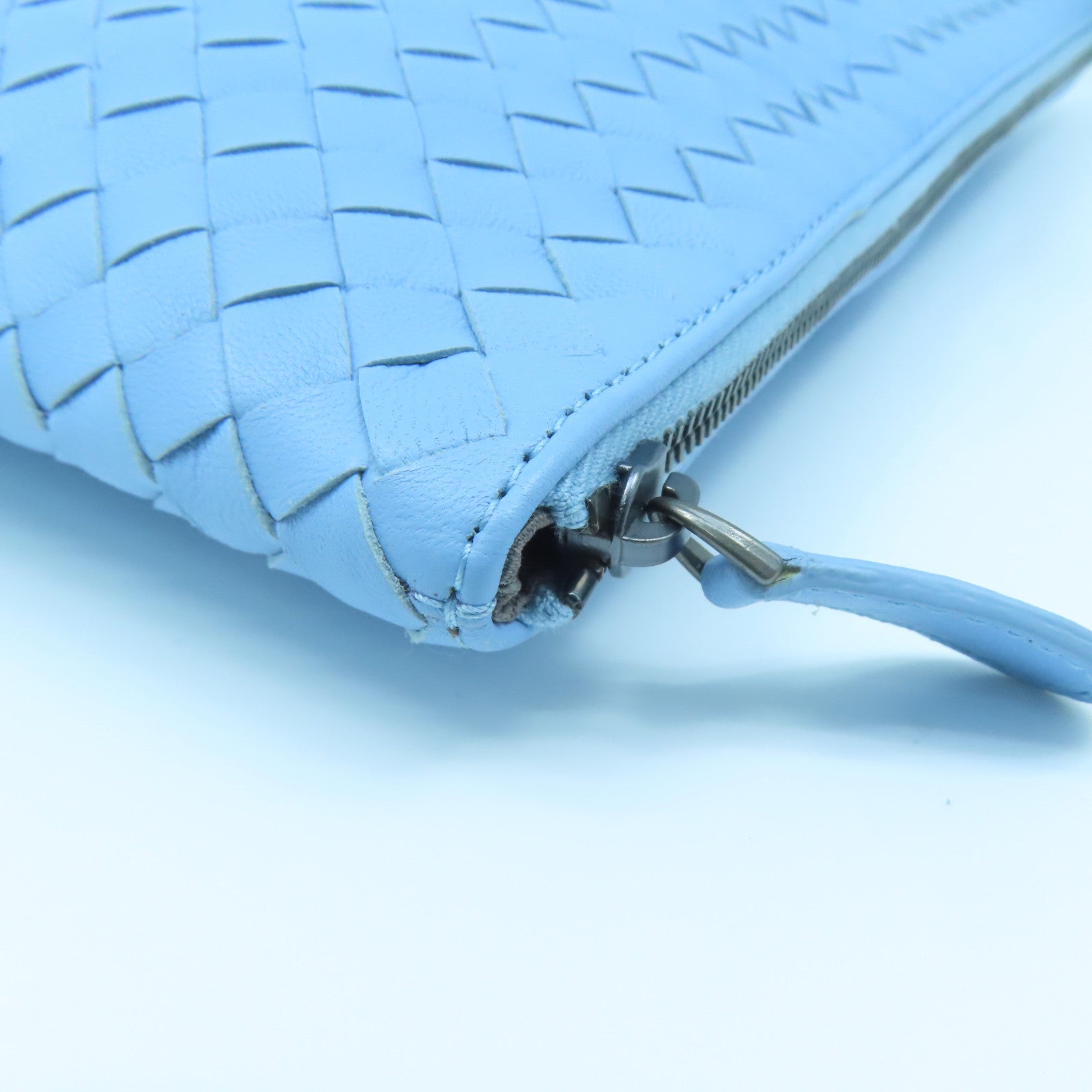 BOTTEGA VENETA 織紋皮革Clutch Bag手拿包淺藍色