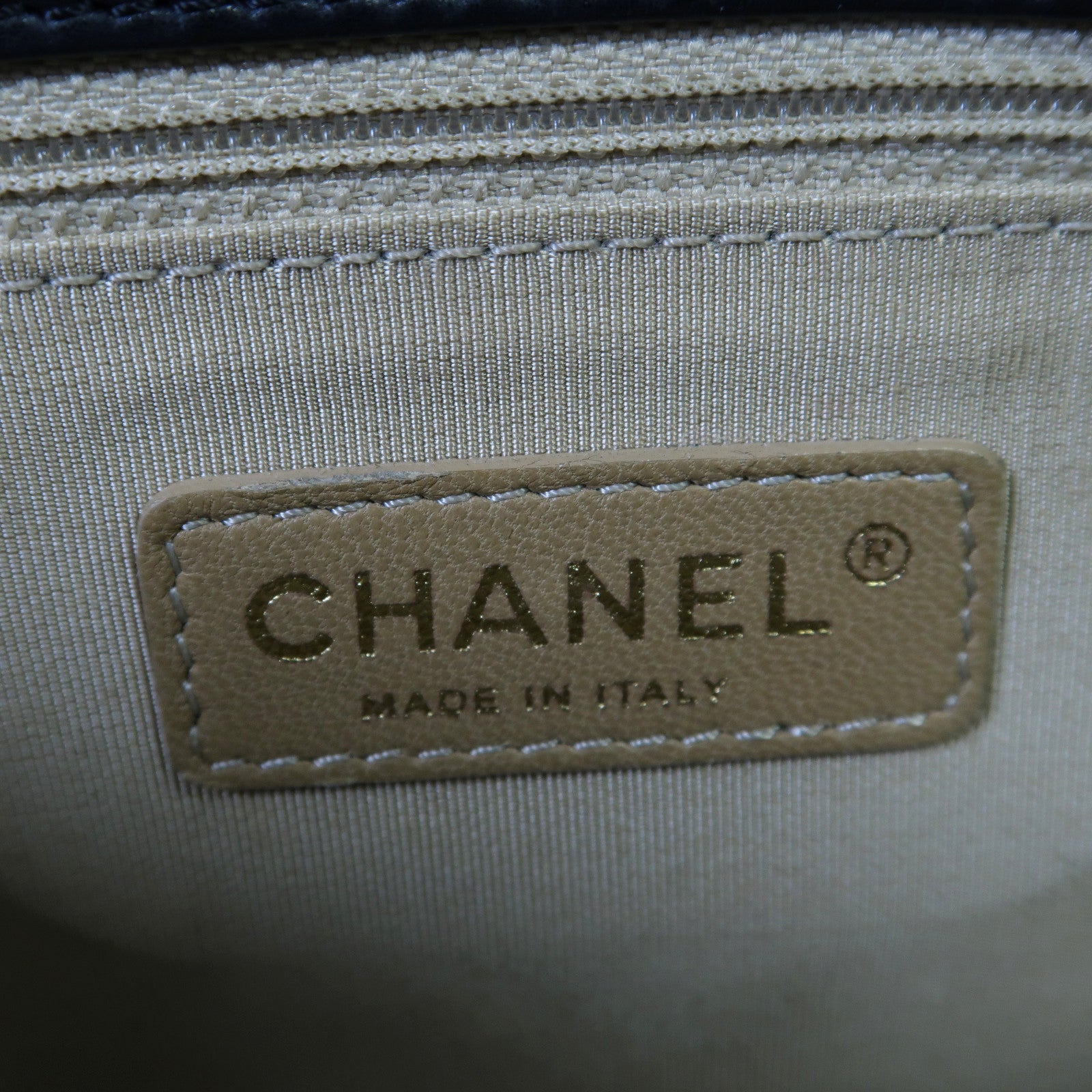 CHANEL 菱格羊皮皮革Chain Shoulder金扣鏈帶肩背袋黑色