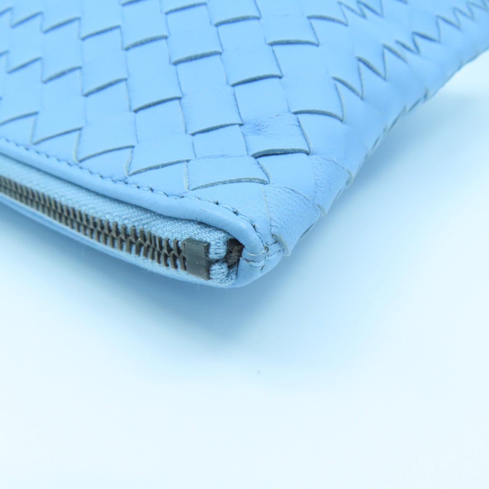BOTTEGA VENETA 織紋皮革Clutch Bag手拿包淺藍色