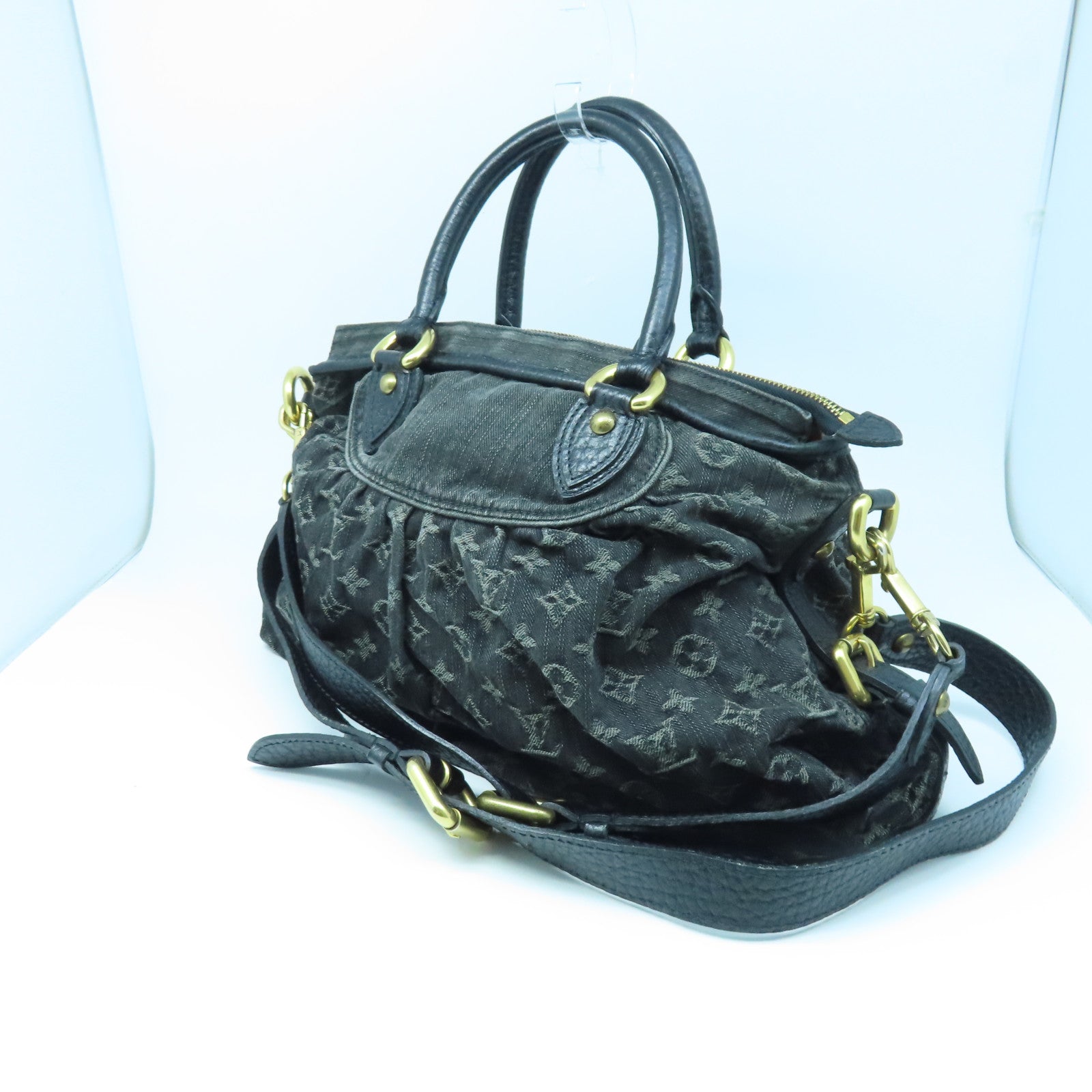 LOUIS VUITTON Mono-Denim Neo Cabby MM金扣手挽肩背兩用袋黑色