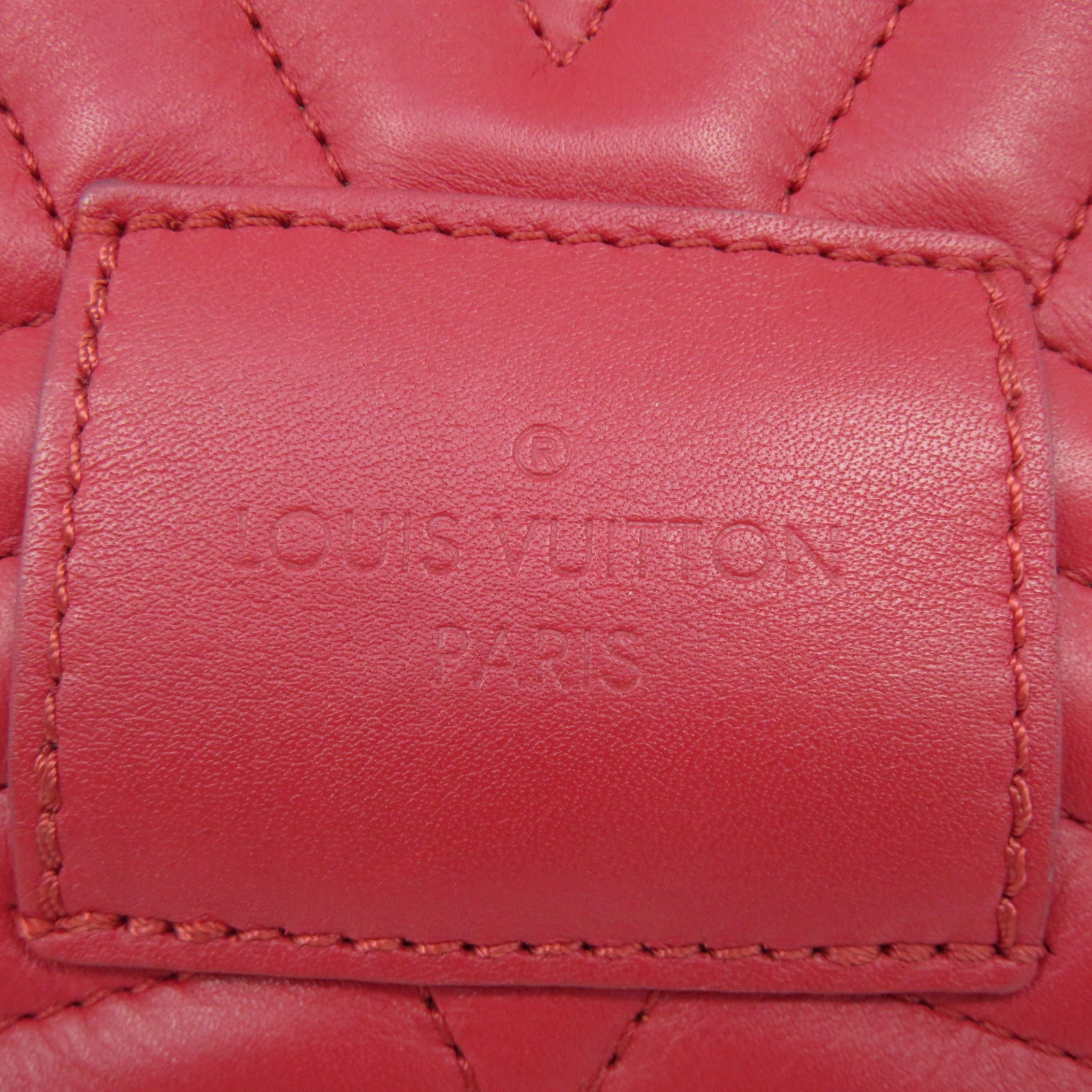 LOUIS VUITTON 【激减优惠】牛皮皮革New Wave Heart Bag金扣链带肩背袋红色