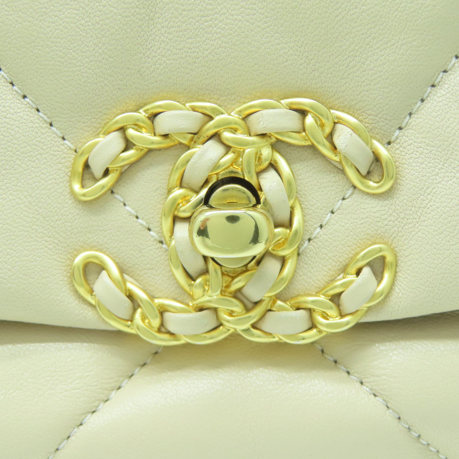 CHANEL 菱格牛皮皮革Chanel 19金扣手挽肩背兩用袋米色
