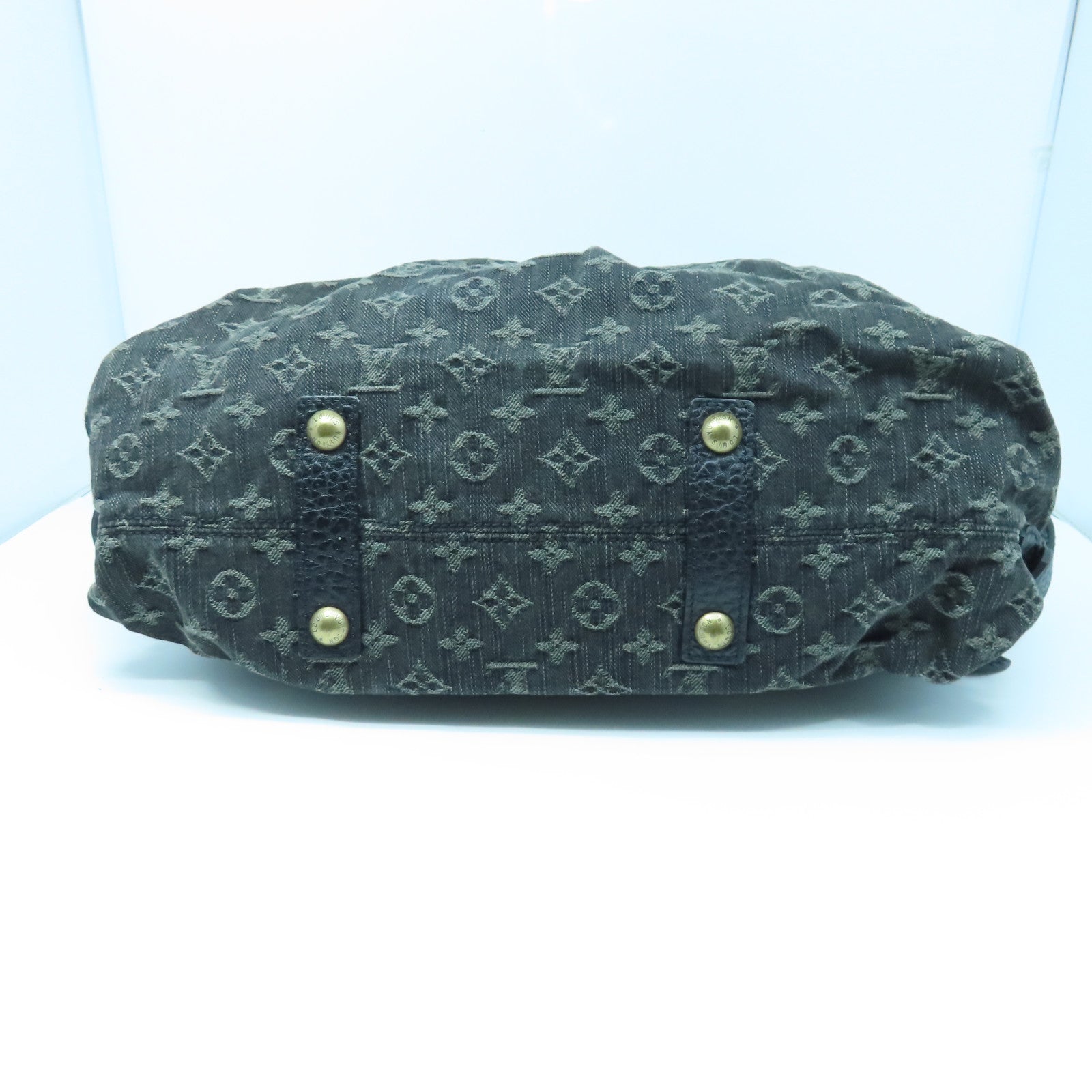LOUIS VUITTON Mono-Denim Neo Cabby MM金扣手挽肩背兩用袋黑色