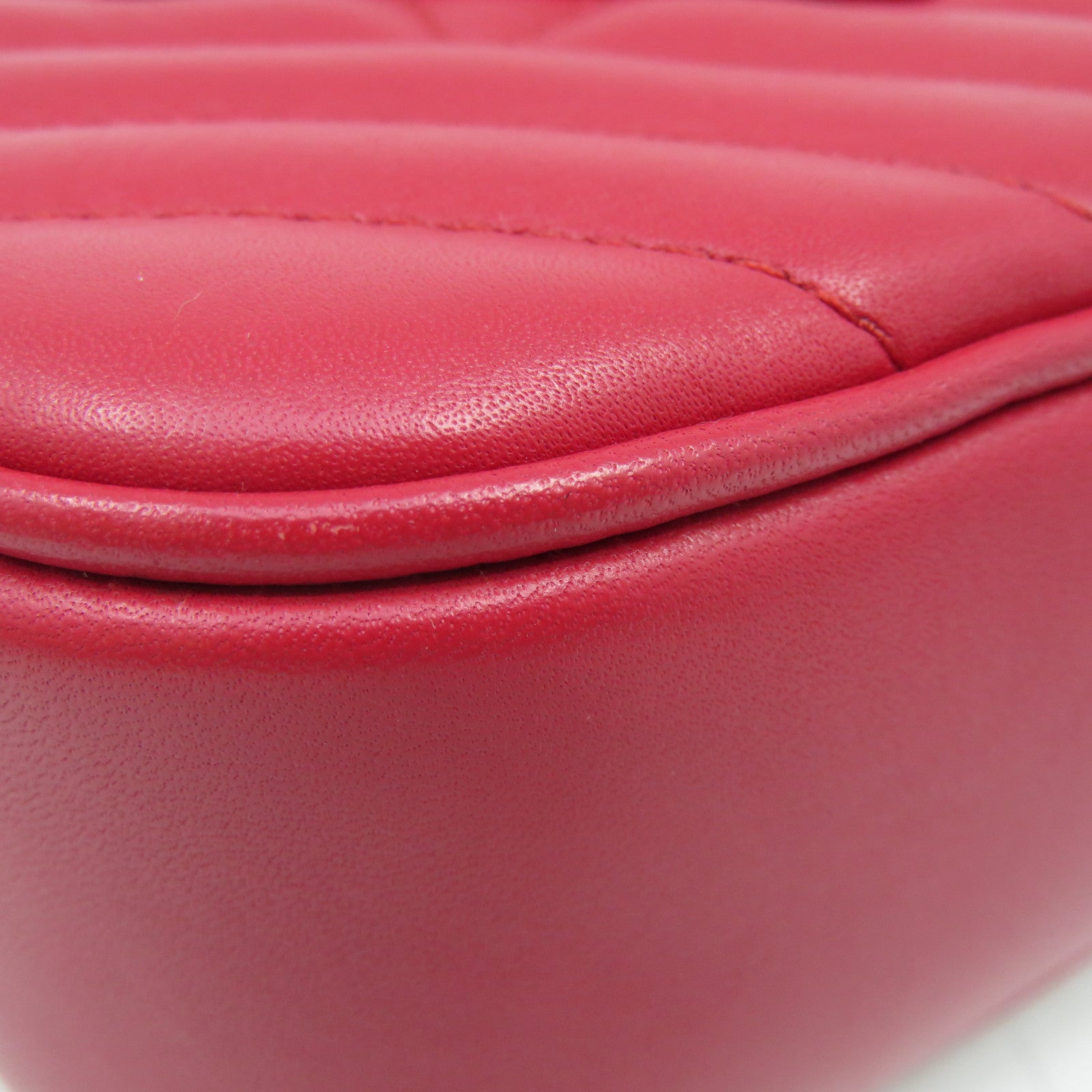LOUIS VUITTON 【激减优惠】牛皮皮革New Wave Heart Bag金扣链带肩背袋红色