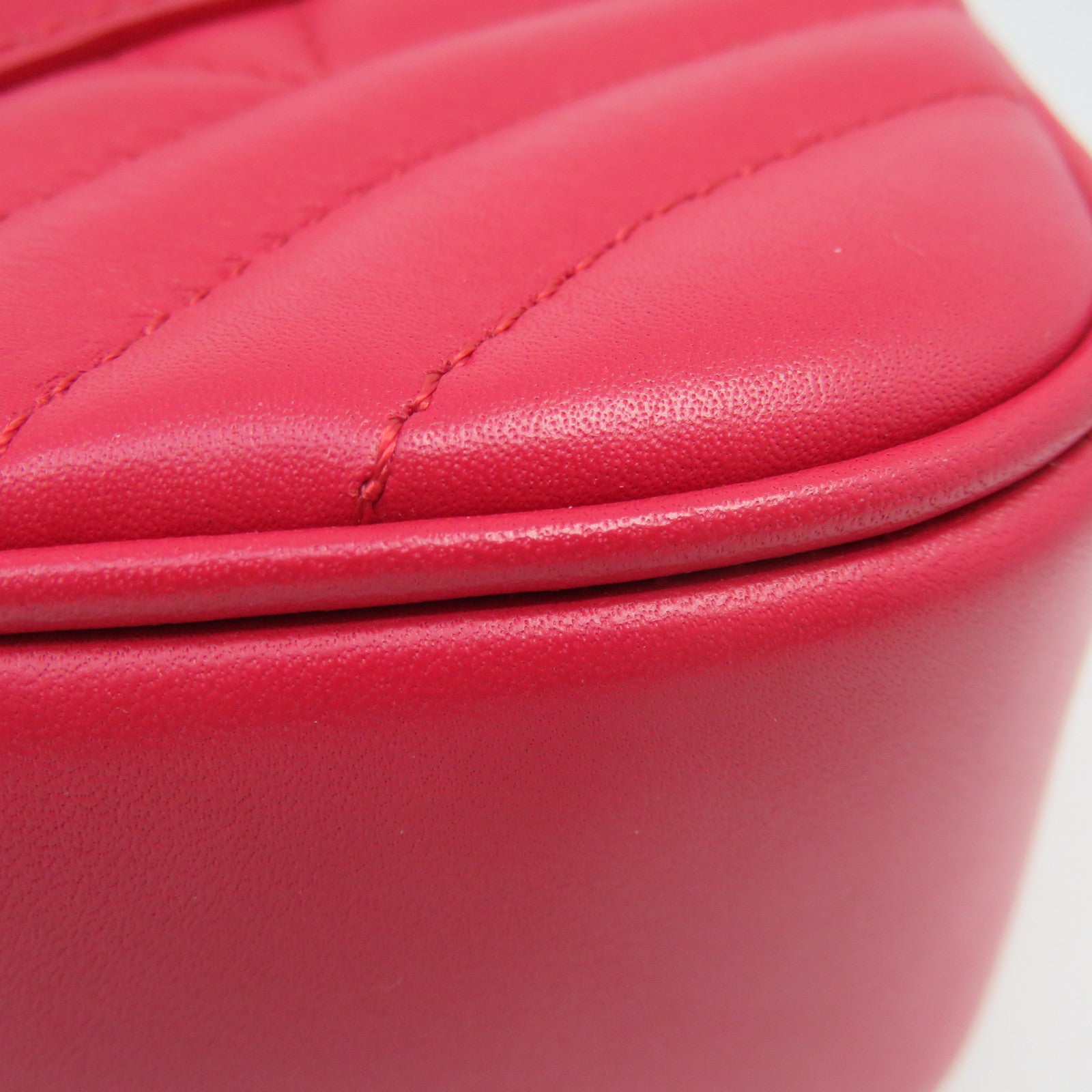 LOUIS VUITTON 【激减优惠】牛皮皮革New Wave Heart Bag金扣链带肩背袋红色
