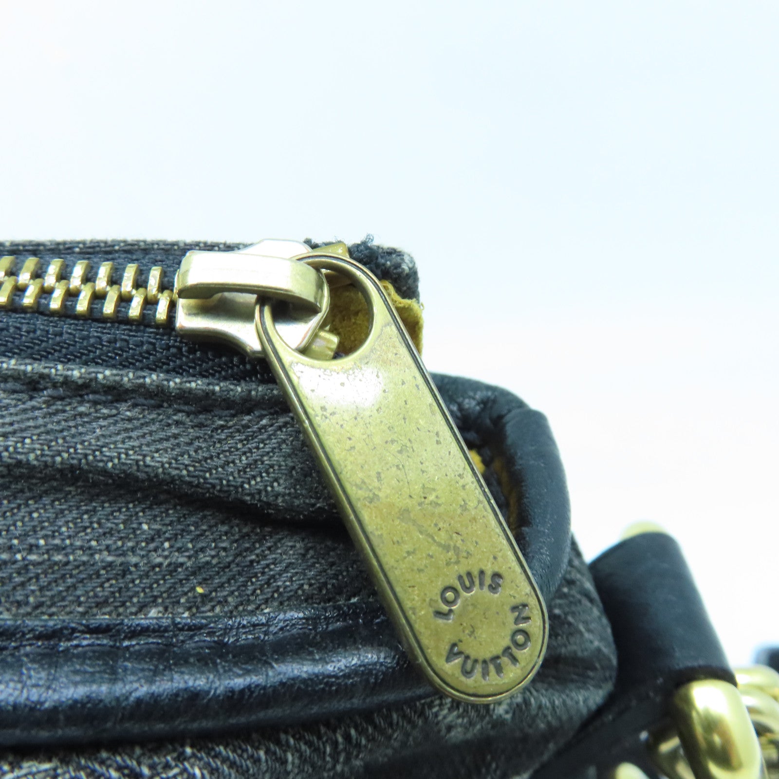 LOUIS VUITTON Mono-Denim Neo Cabby MM金扣手挽肩背兩用袋黑色