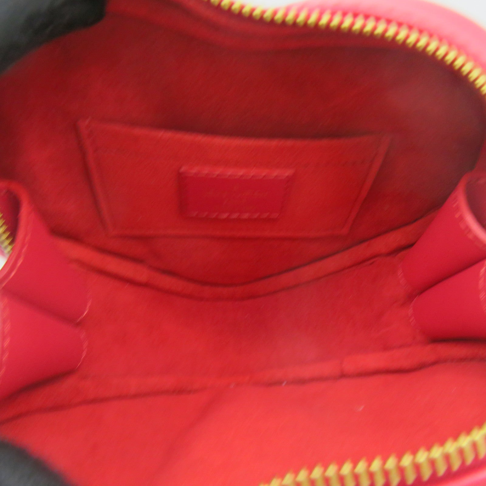 LOUIS VUITTON 【激减优惠】牛皮皮革New Wave Heart Bag金扣链带肩背袋红色