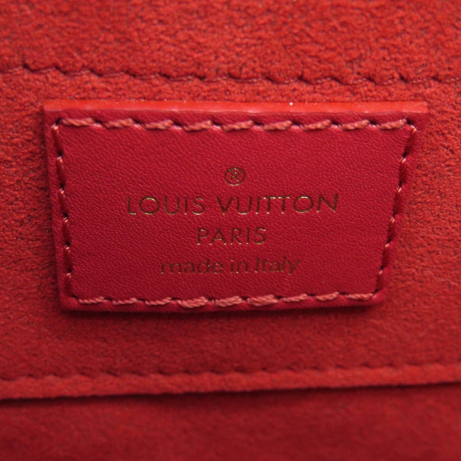 LOUIS VUITTON 【激减优惠】牛皮皮革New Wave Heart Bag金扣链带肩背袋红色