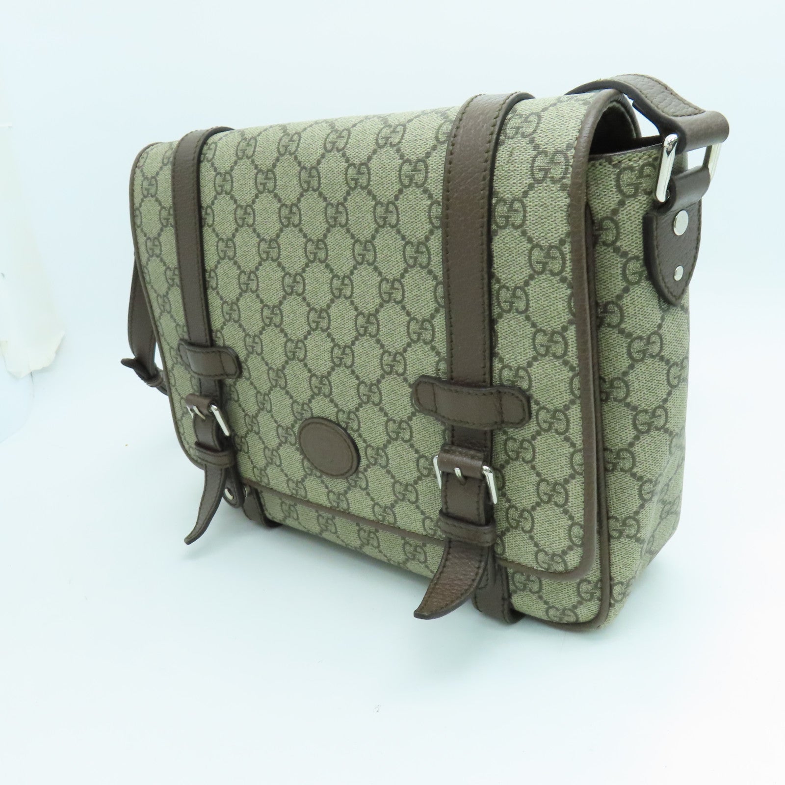 GUCCI 涂层帆布GG Messenger银扣肩背袋啡色