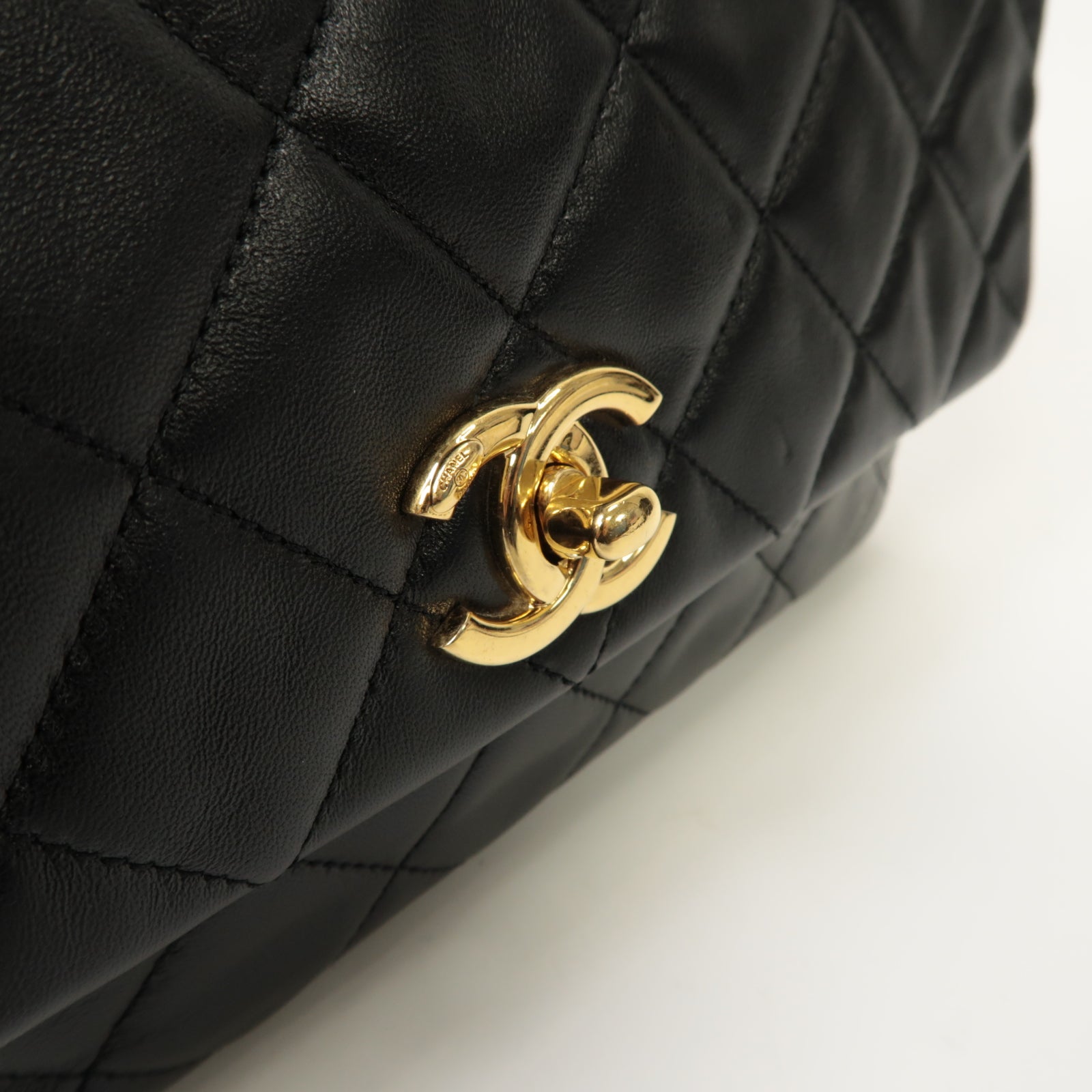 CHANEL 菱格羊皮皮革Chain Shoulder Bag金扣鏈帶肩背袋黒色
