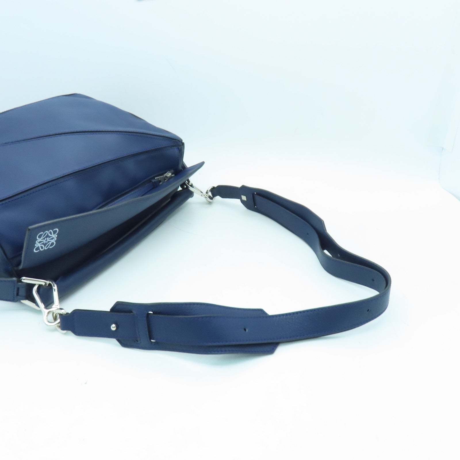 LOEWE cowhide leather Puzzle Bag silver buckle handle shoulder bag blue
