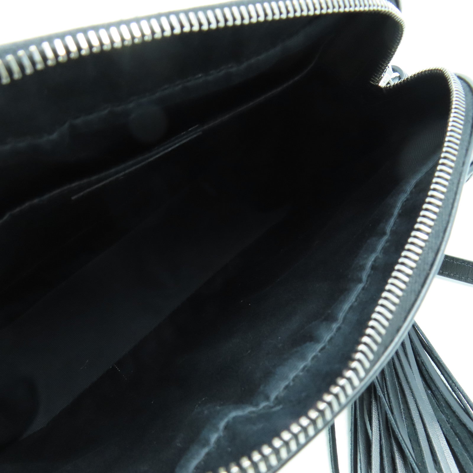 SAINT LAURENT 牛皮皮革Shoulder Bag銀扣肩背袋黑色