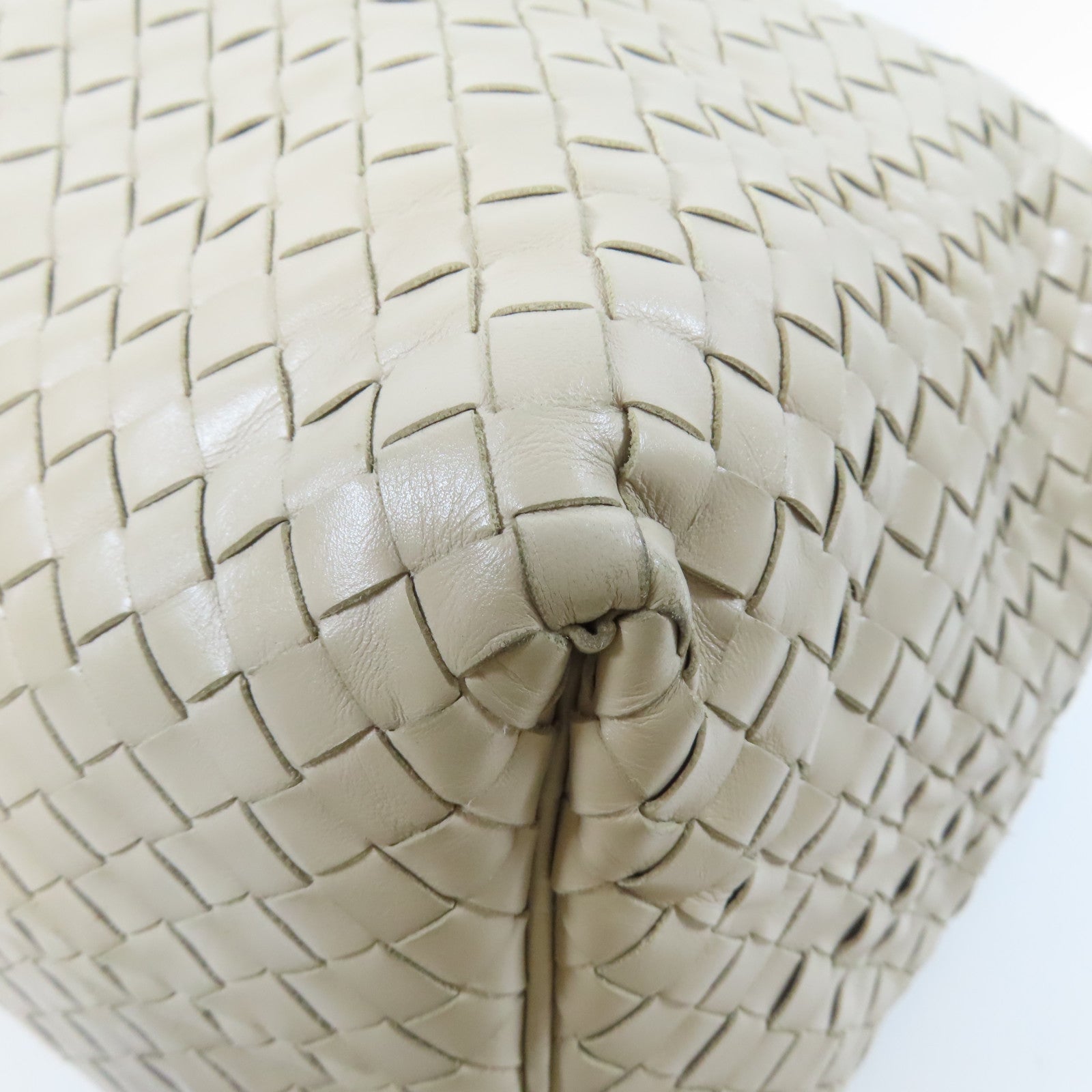 BOTTEGA VENETA 織紋牛皮皮革Shoulder Bag銀扣肩背袋米色