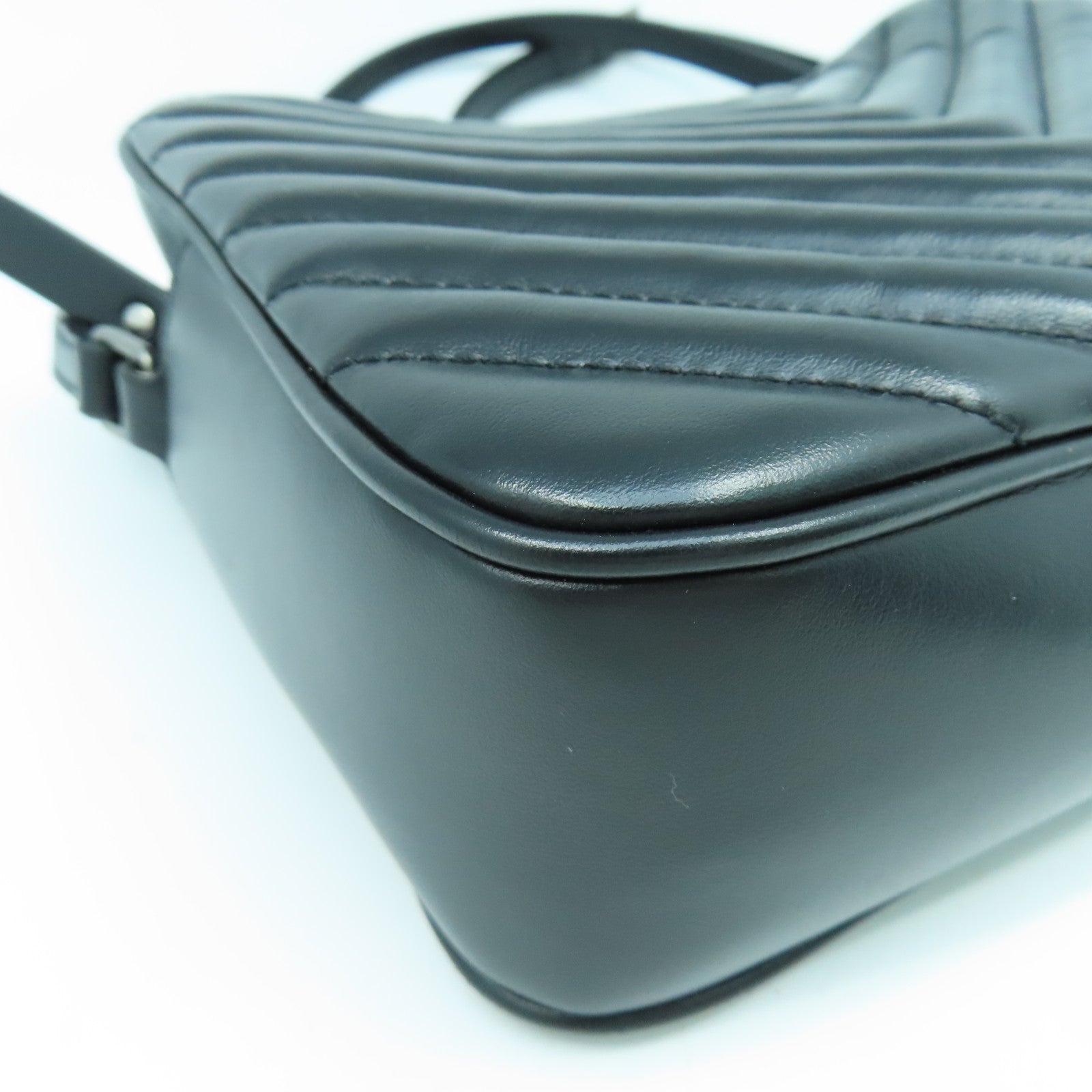 SAINT LAURENT 牛皮皮革Shoulder Bag銀扣肩背袋黑色