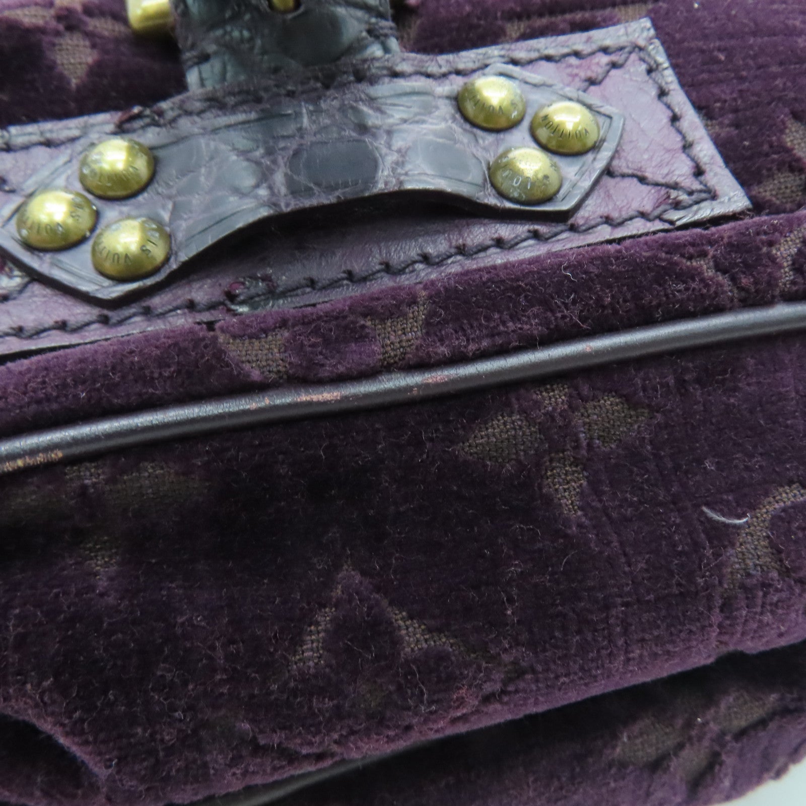 LOUIS VUITTON [Sharp discount] velvet / crocodile / ostrich leather Llyde Mon Shoulder gold buckle shoulder bag purple