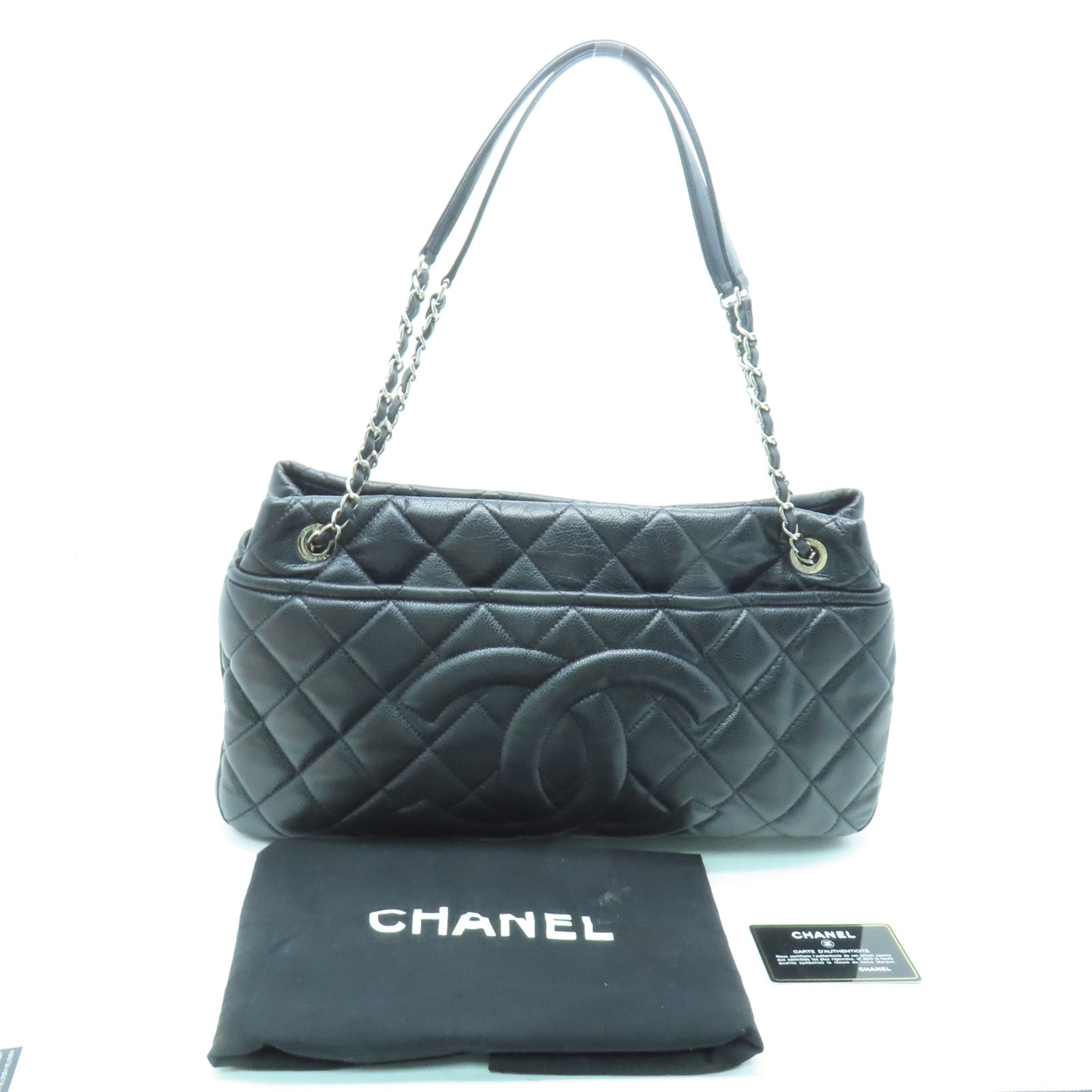 CHANEL rhombic cowhide leather Shoulder Bag silver buckle shoulder bag black