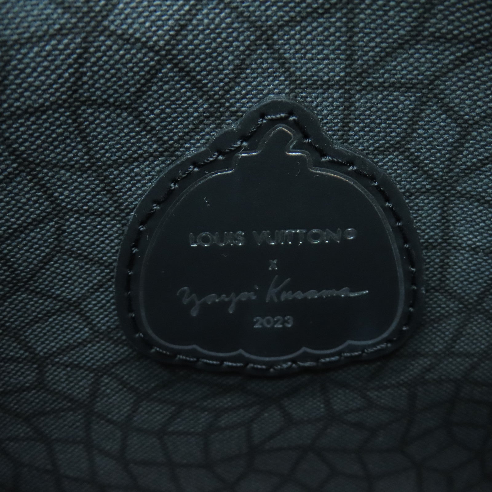 LOUIS VUITTON Monogram Eclipse YK Keepall 25银扣手挽肩背两用袋灰色/多色