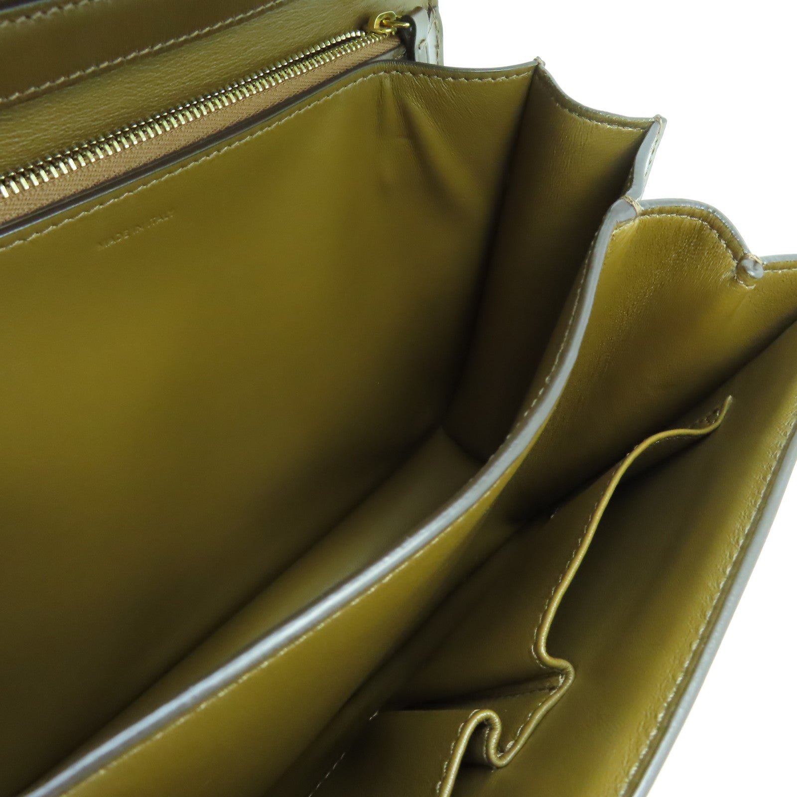 CELINE 牛皮皮革Medium Classic Box金扣肩背袋駱駝色