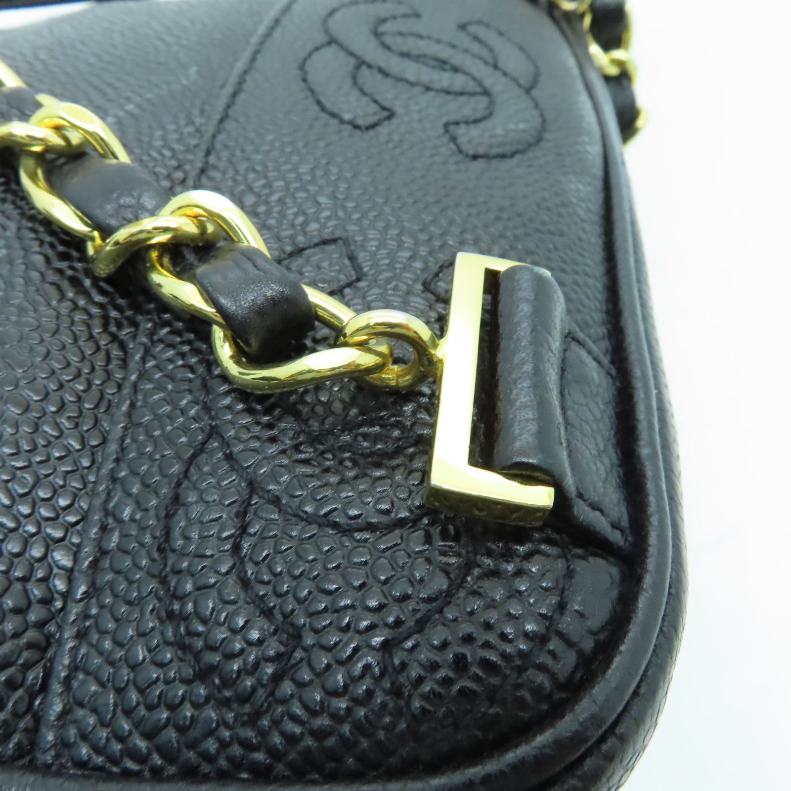 CHANEL Caviar皮革Backpack金扣背包黑色