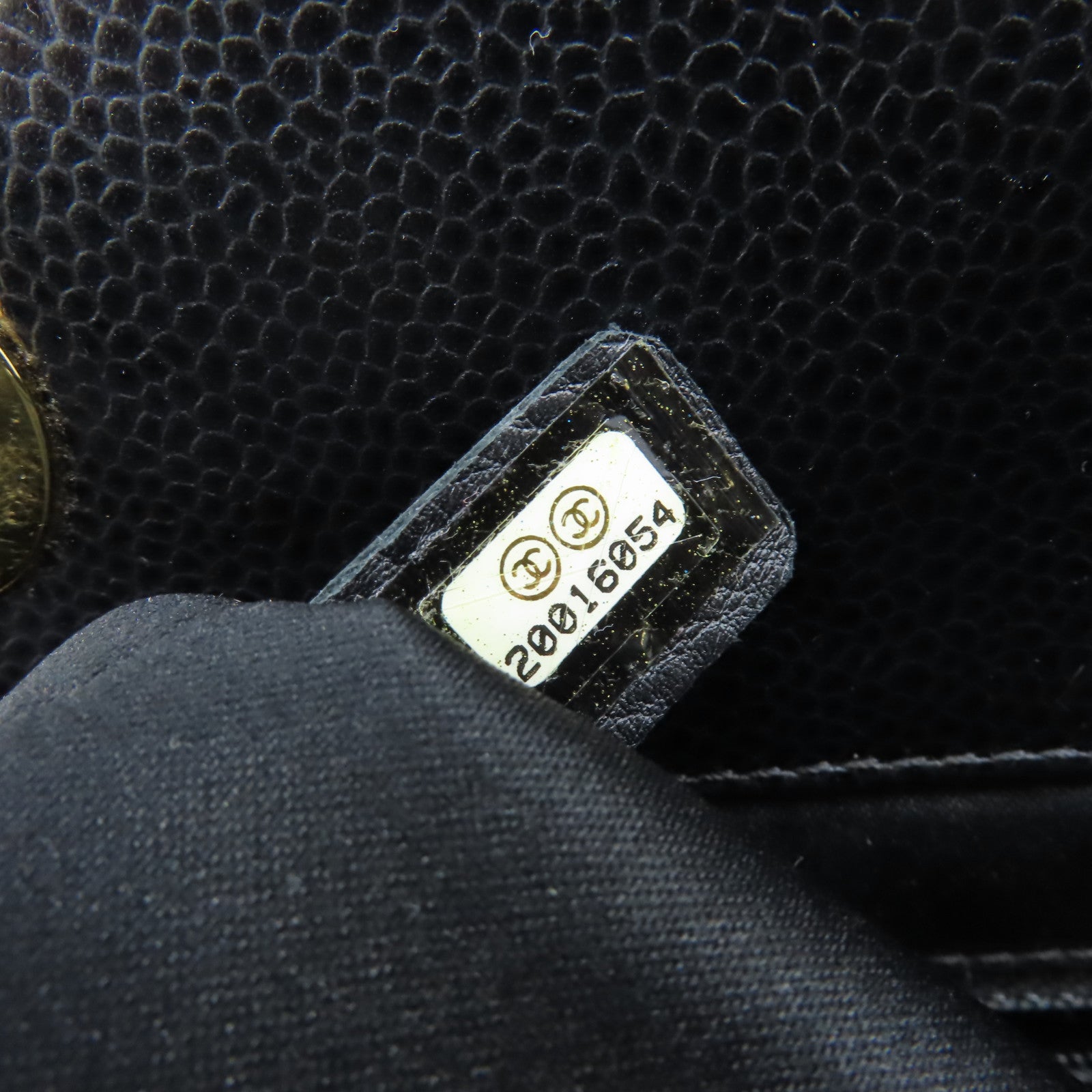 CHANEL 菱格Caviar皮革GST Chain Shoulder Bag金扣鏈帶肩背袋黑色
