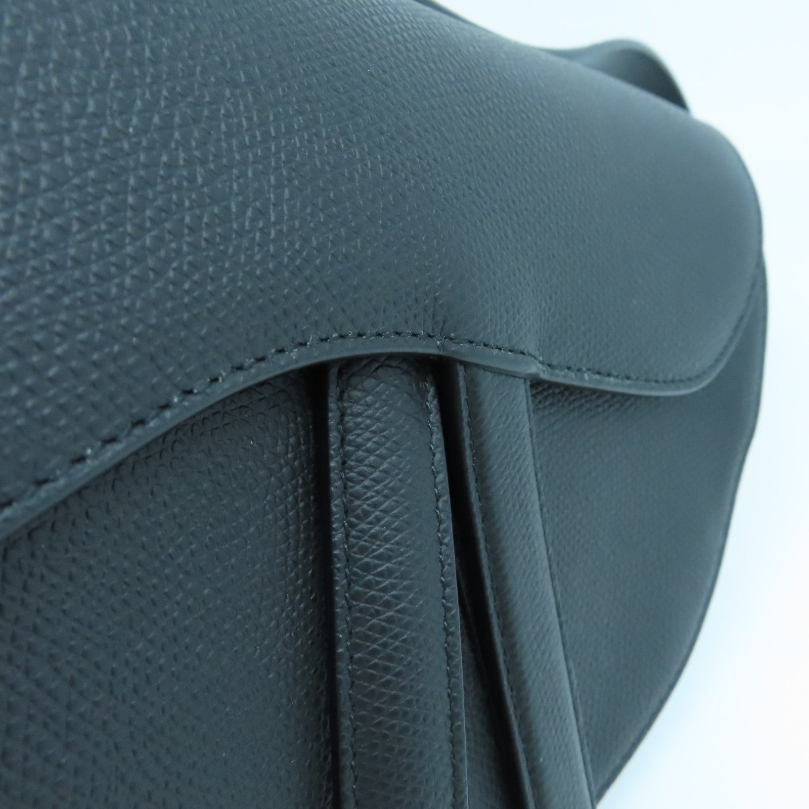 Dior 牛皮皮革Saddle Bag金扣手挽袋黑色