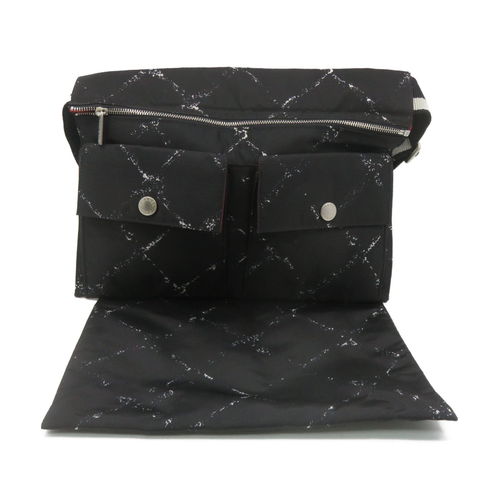 CHANEL 【激減優惠】尼龍Waist Bag腰包黑色/白色