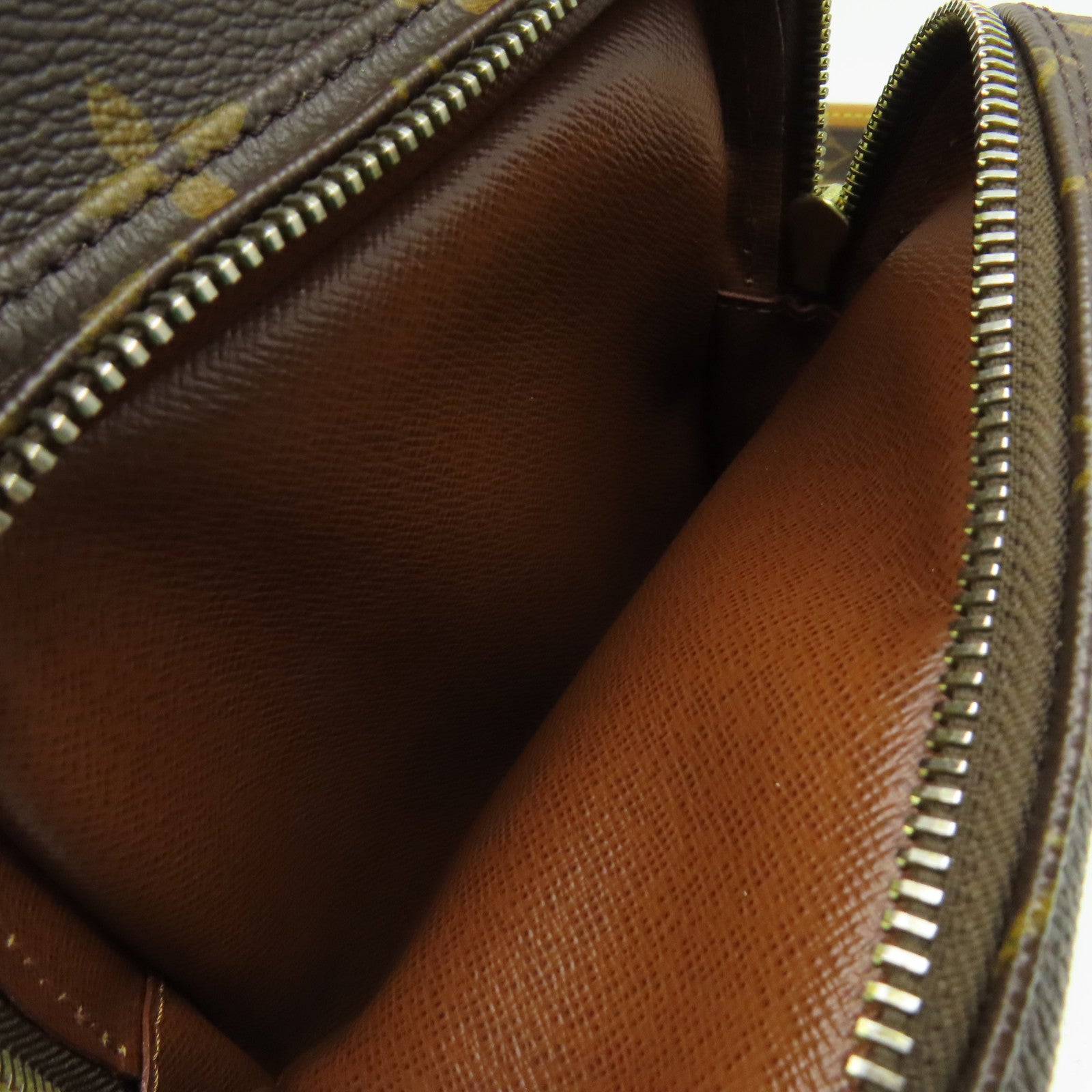 LOUIS VUITTON Monogram Amazon Shoulder Bag肩背袋啡色
