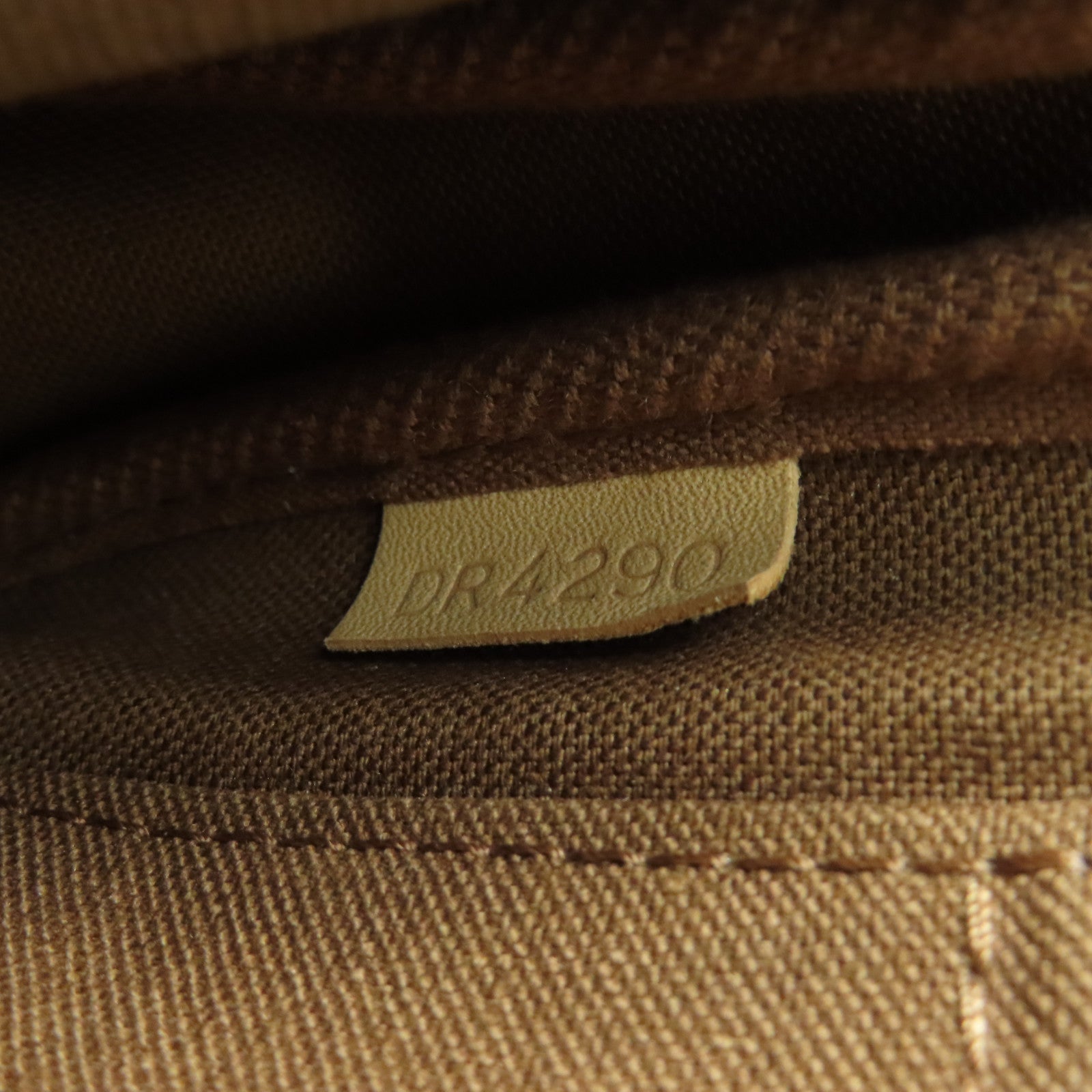 LOUIS VUITTON Monogram Multi Pochette Accessoires金扣肩背袋啡色