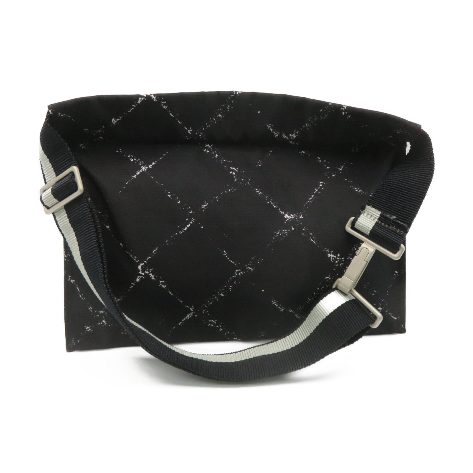CHANEL 【激減優惠】尼龍Waist Bag腰包黑色/白色