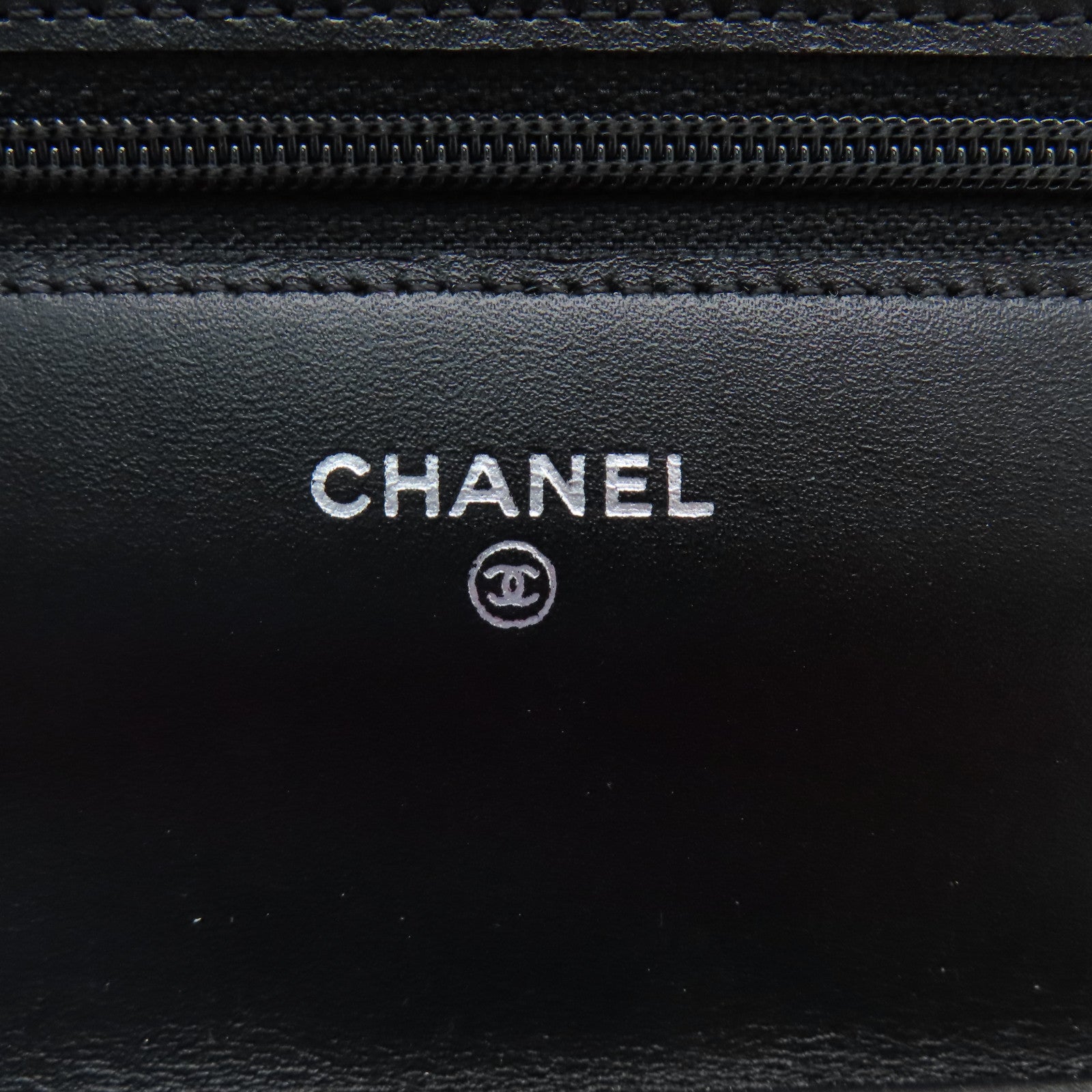 CHANEL 菱格牛皮革Cambon Line Chain Shoulder銀扣鏈帶肩背袋黑色