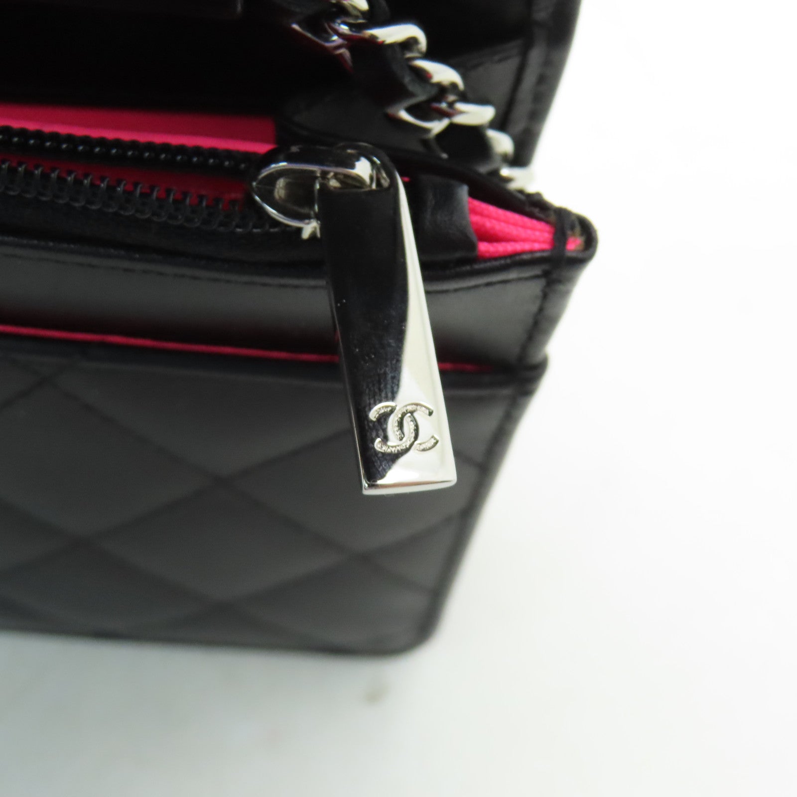 CHANEL 菱格牛皮革Cambon Line Chain Shoulder銀扣鏈帶肩背袋黑色