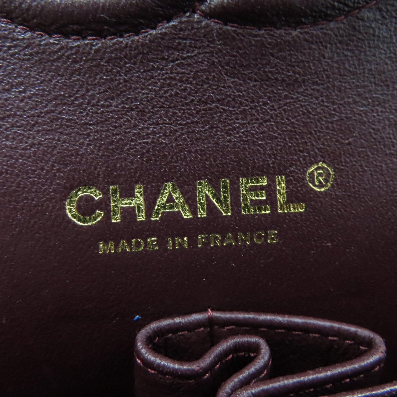 CHANEL 菱格Caviar皮革Classic 25cm金扣鏈帶肩背袋黑色