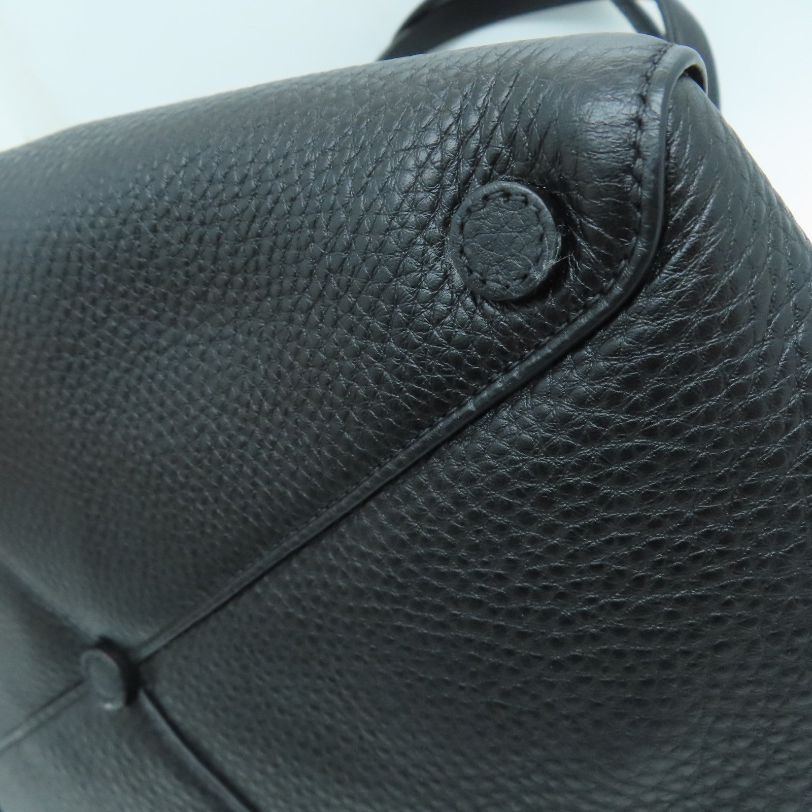 PRADA 牛皮皮革Tote Bag金扣手挽袋/肩背袋黑色