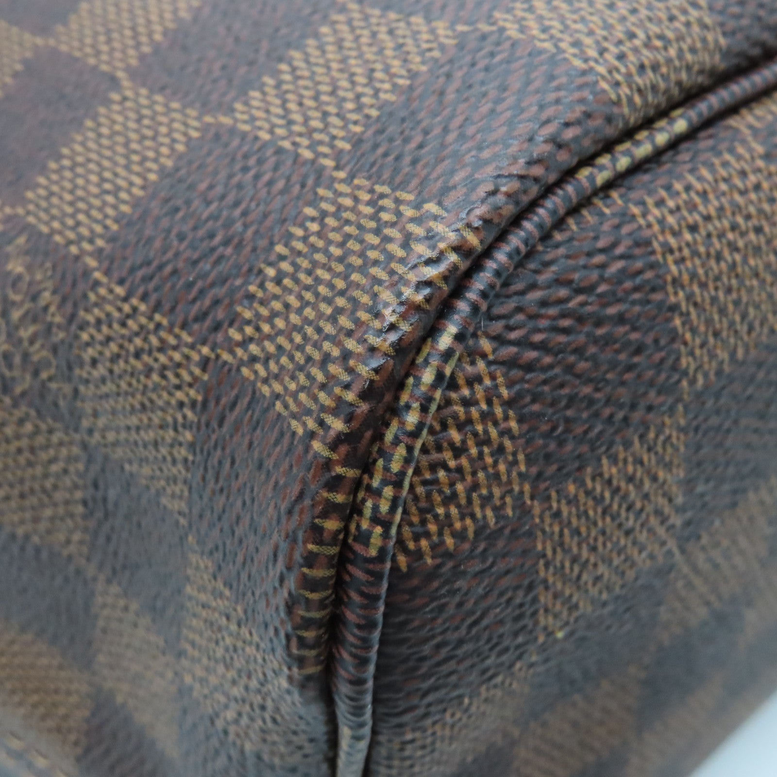 LOUIS VUITTON Damier Neverfull MM Gold Buckle Shoulder Bag Brown