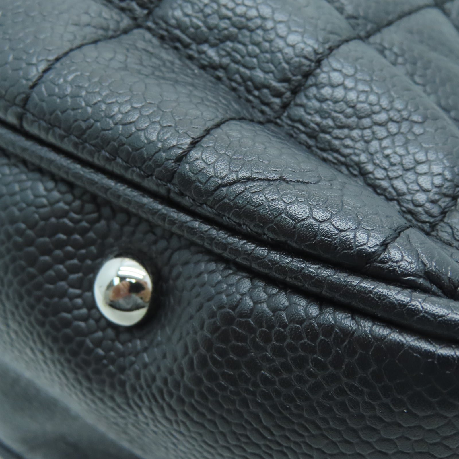 CHANEL 牛皮皮革Handbag银扣手挽袋黑色