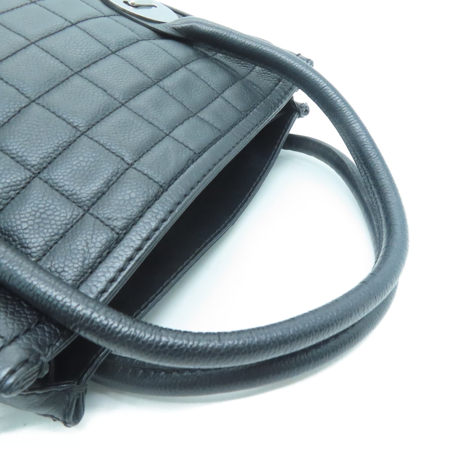CHANEL 牛皮皮革Handbag银扣手挽袋黑色